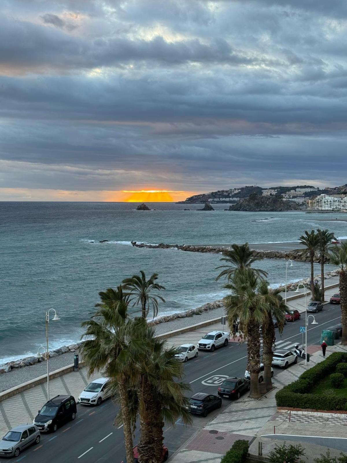 Velilla Parking Free