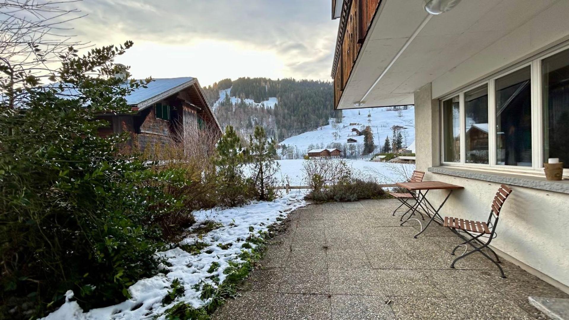 Gstaad Luxurious flat with terrace stunning views