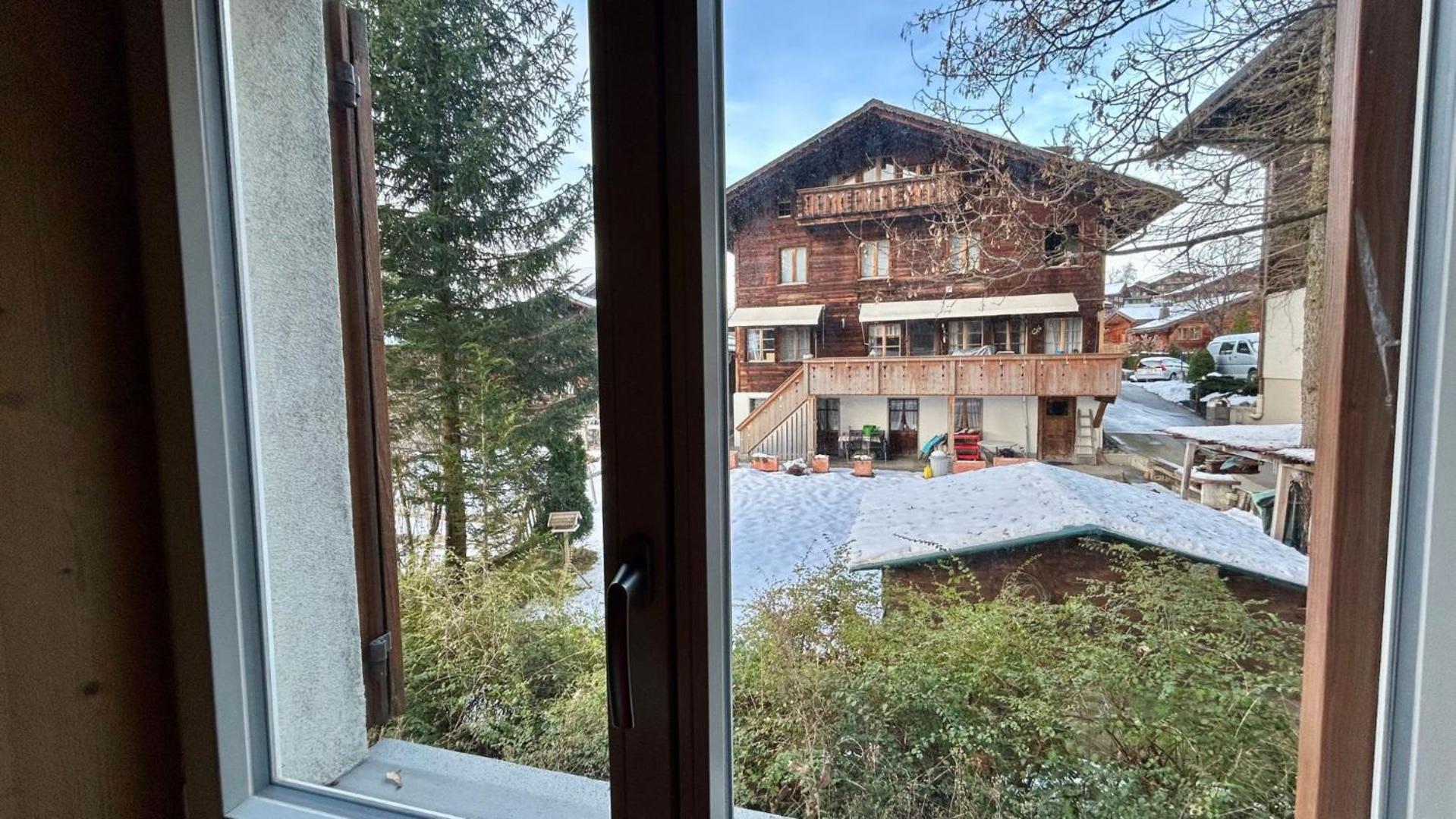 Gstaad Luxurious flat with terrace stunning views