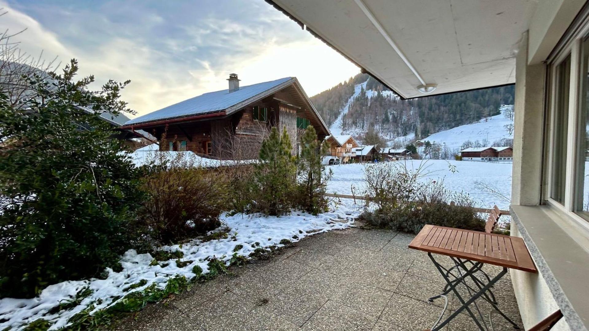 Gstaad Luxurious flat with terrace stunning views