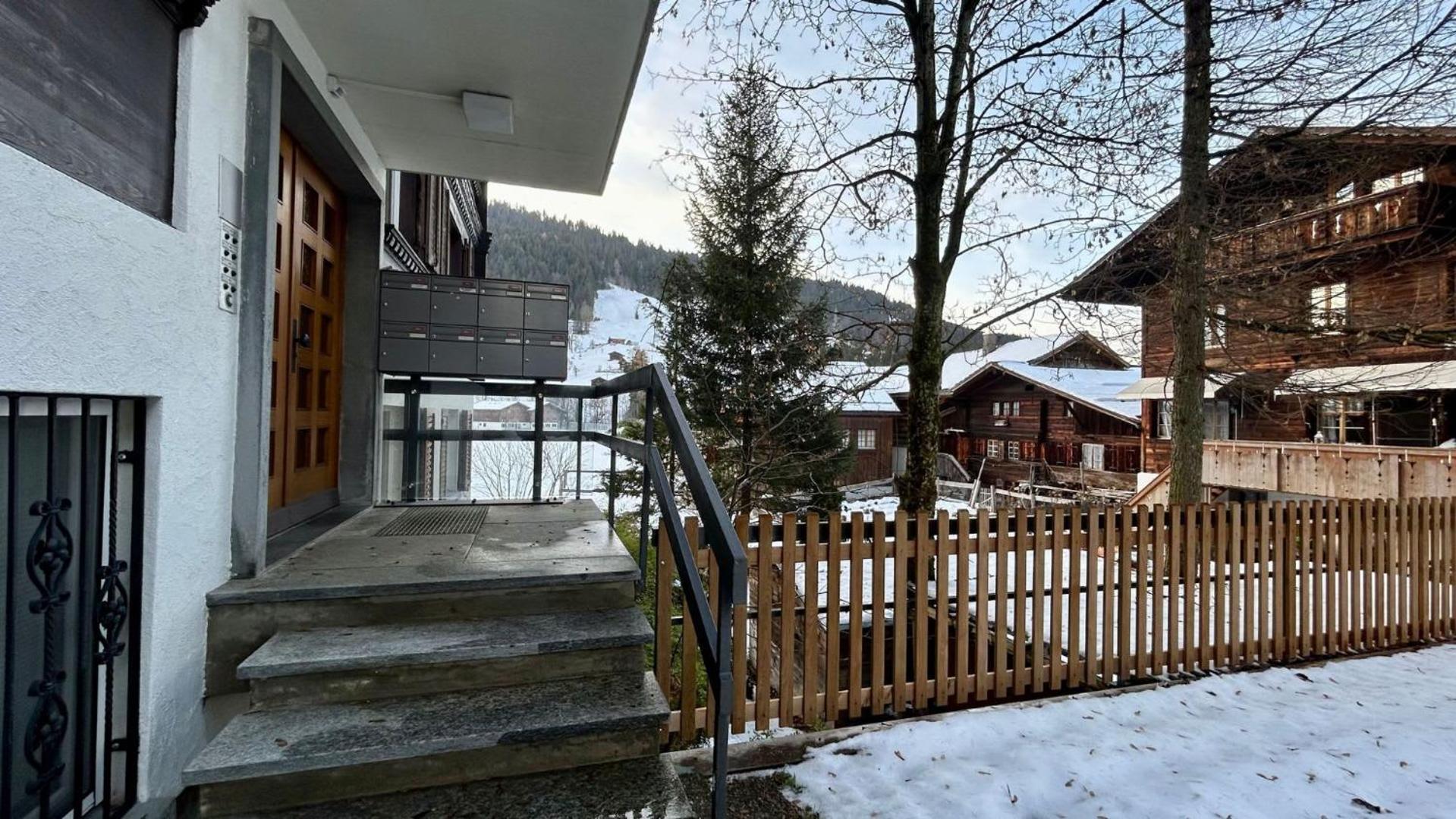 Gstaad Luxurious flat with terrace stunning views