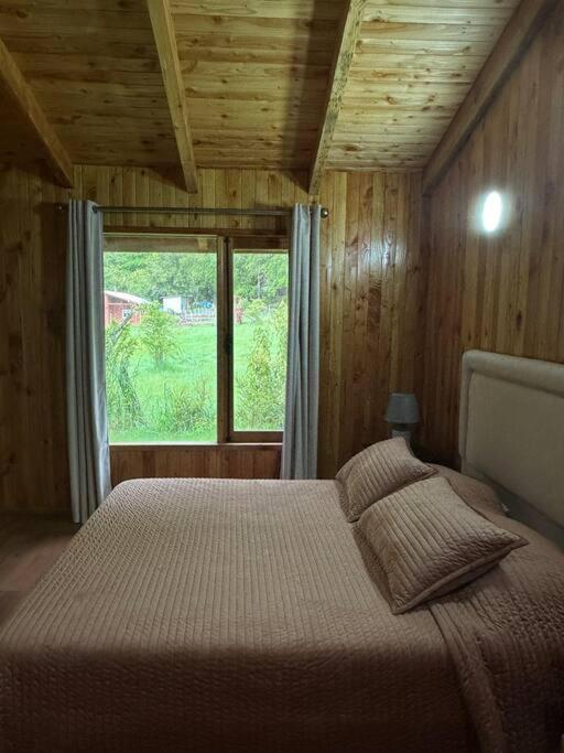 Casa junto a Ojos del Caburgua