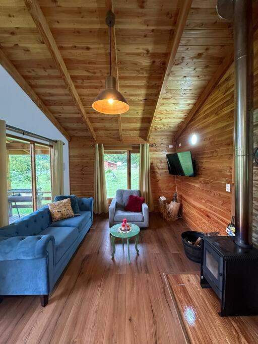 Casa junto a Ojos del Caburgua