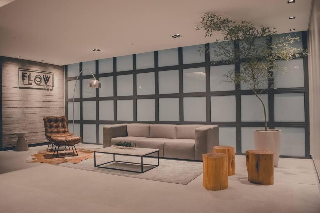 Studio 907 Parque Una com garagem