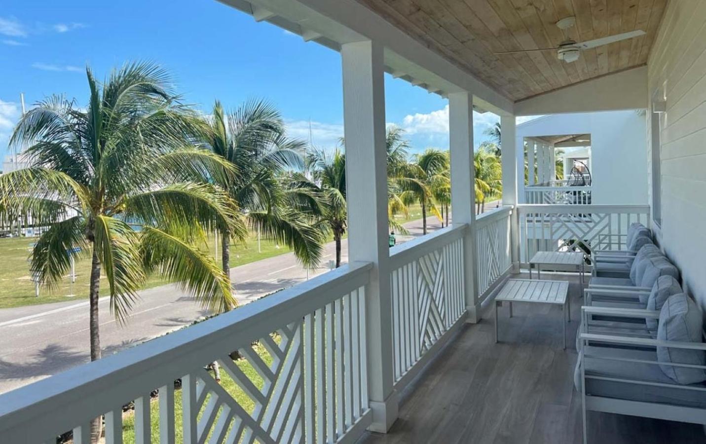 4-bedroom house in delightful Palm Cay