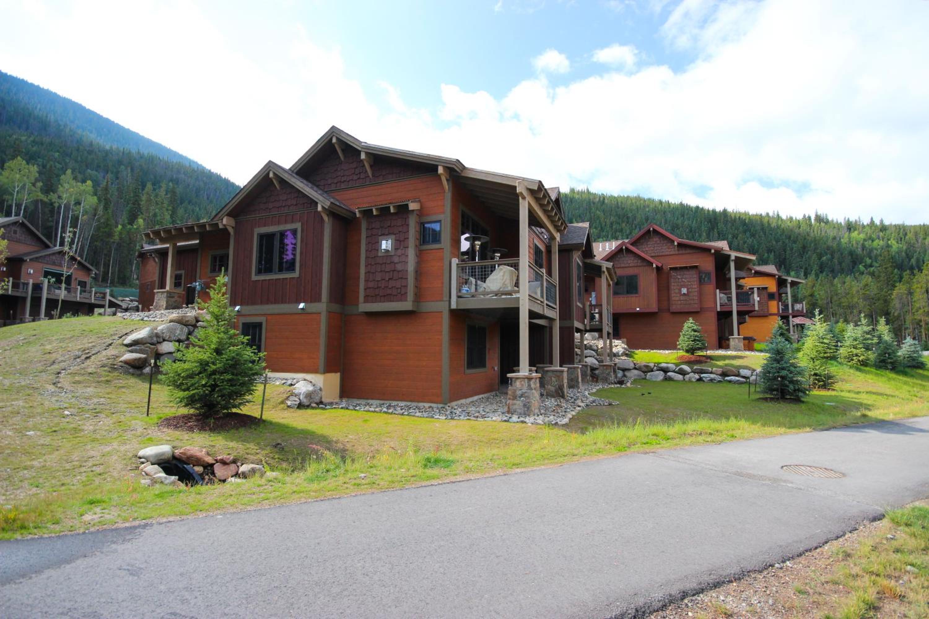 Alders 24 Outpost Dr by SummitCove Lodging view 3