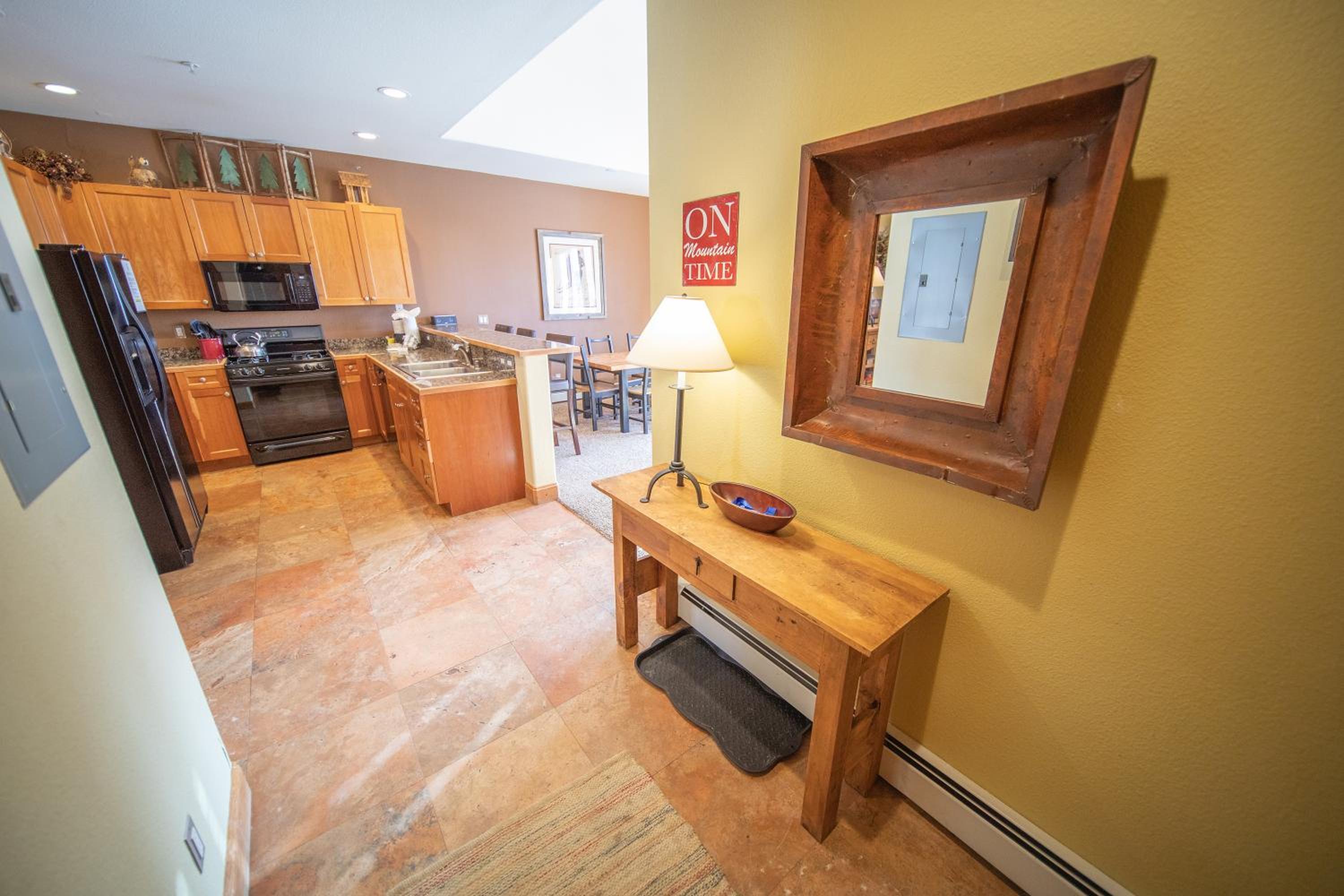 Antlers Gulch 303 by SummitCove Lodging