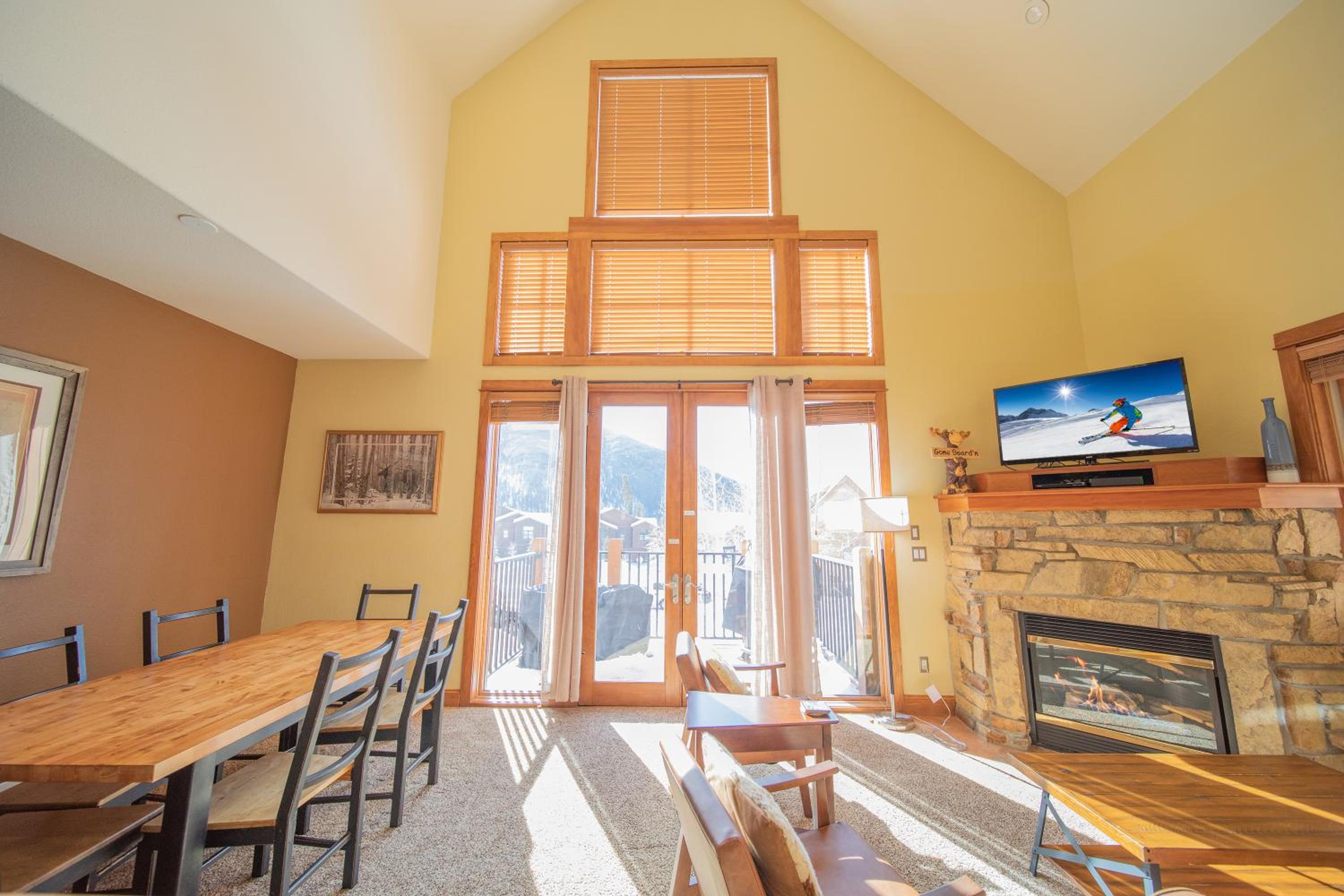 Antlers Gulch 303 by SummitCove Lodging