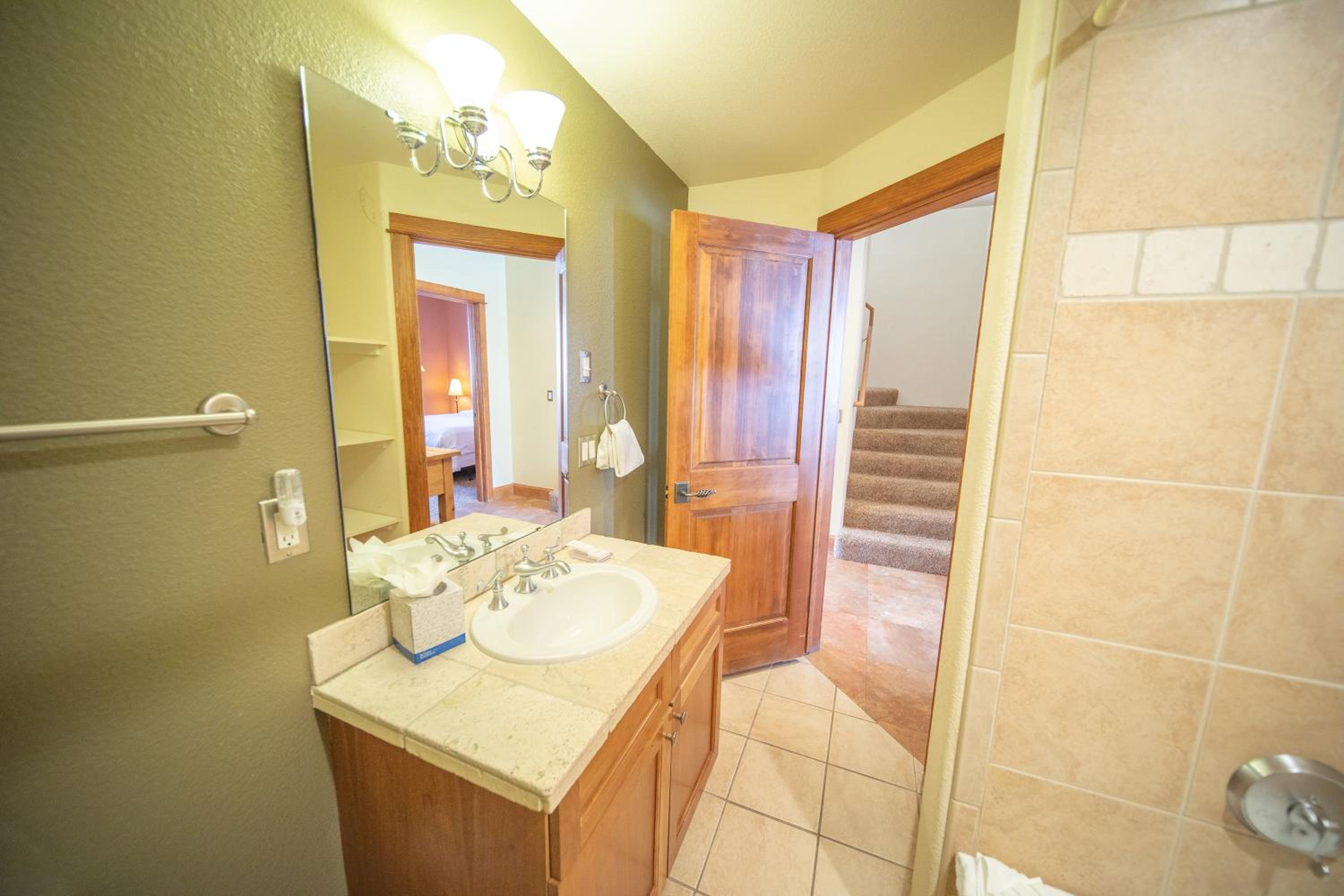 Antlers Gulch 303 by SummitCove Lodging