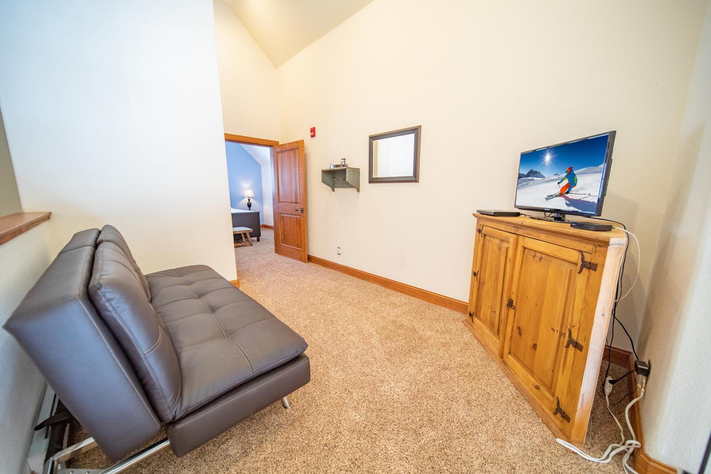 Antlers Gulch 303 by SummitCove Lodging