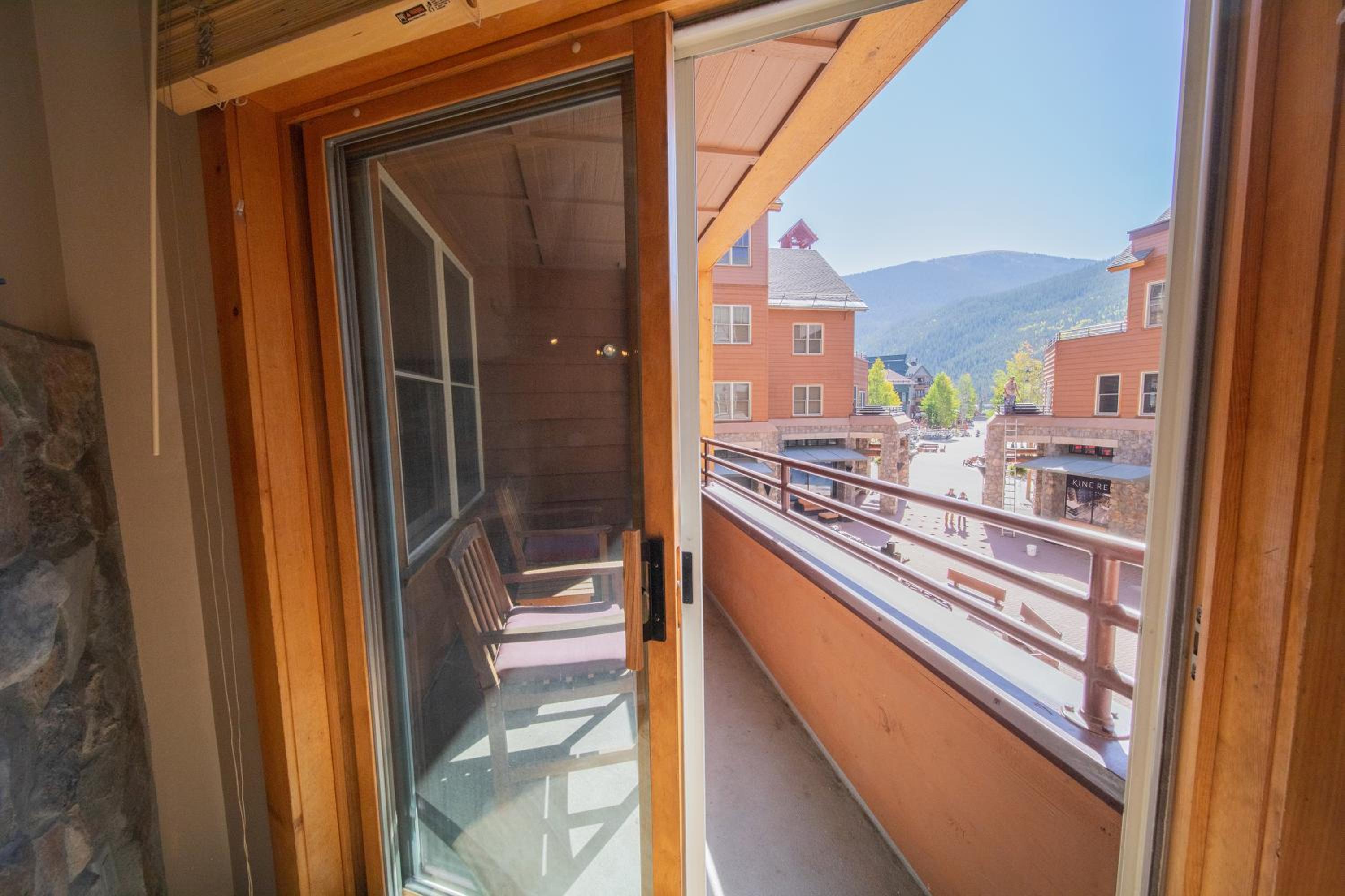 Buffalo Lodge 8320 by SummitCove Lodging