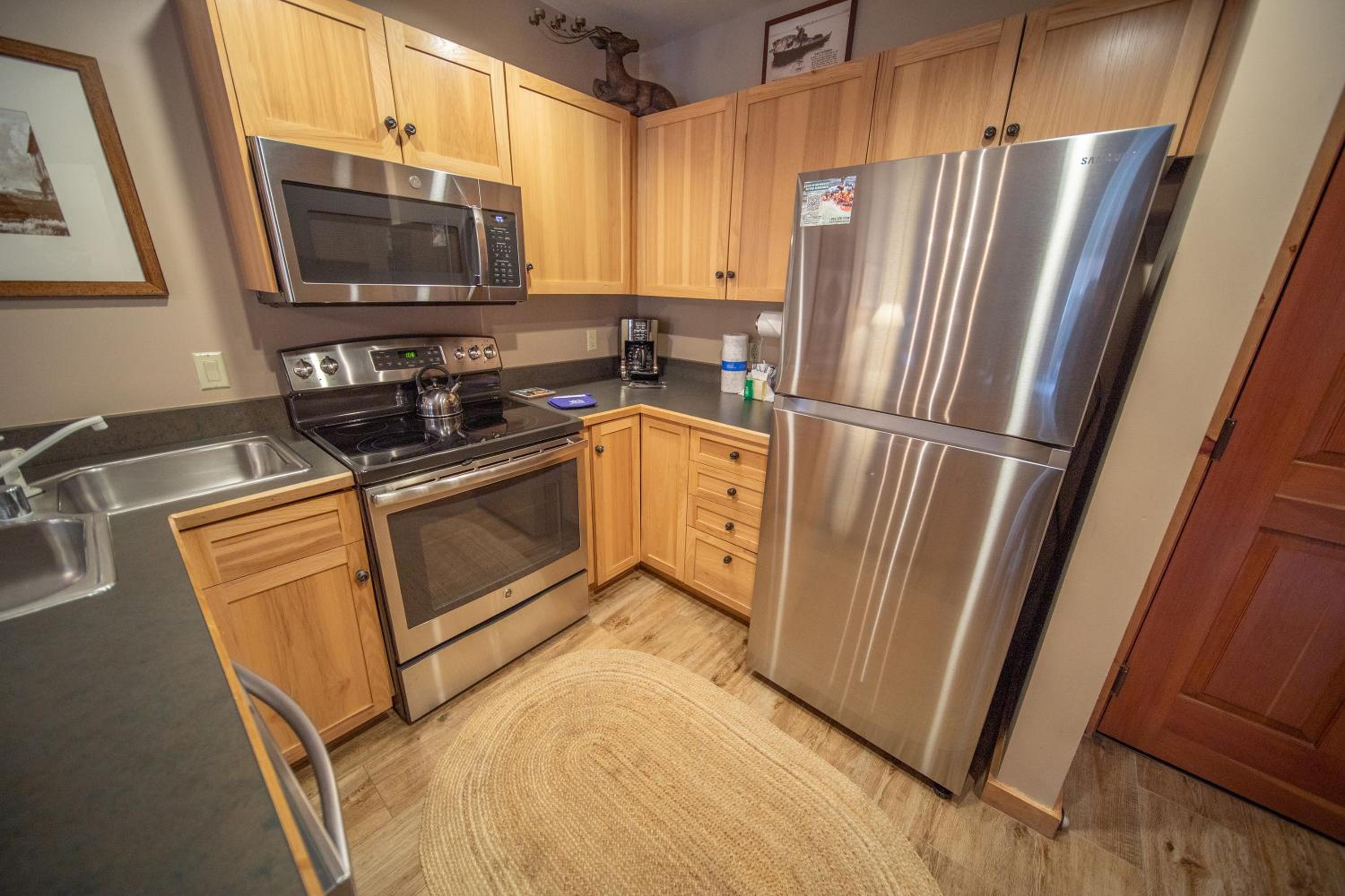 Buffalo Lodge 8320 by SummitCove Lodging