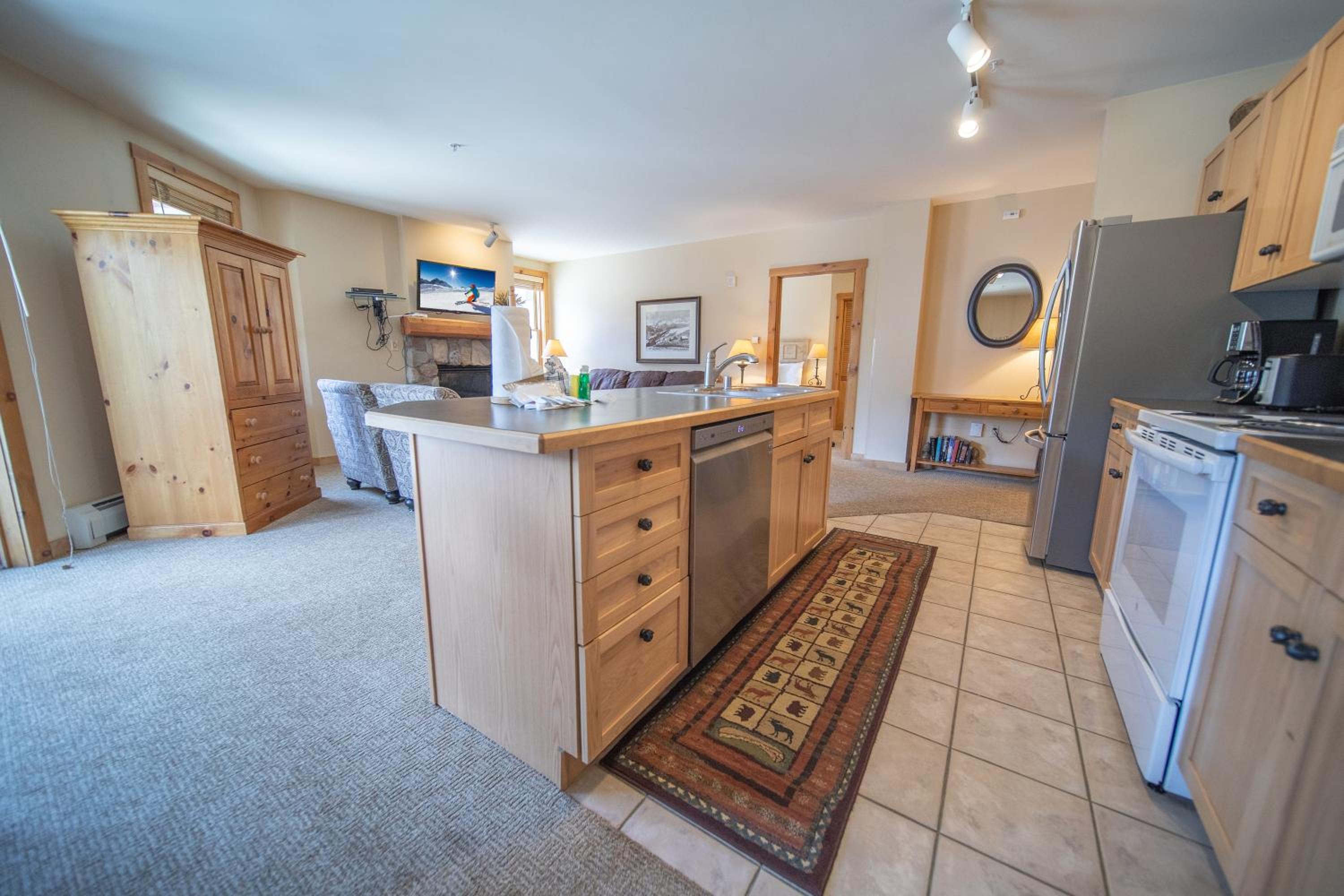 Buffalo Lodge 8327 by SummitCove Lodging