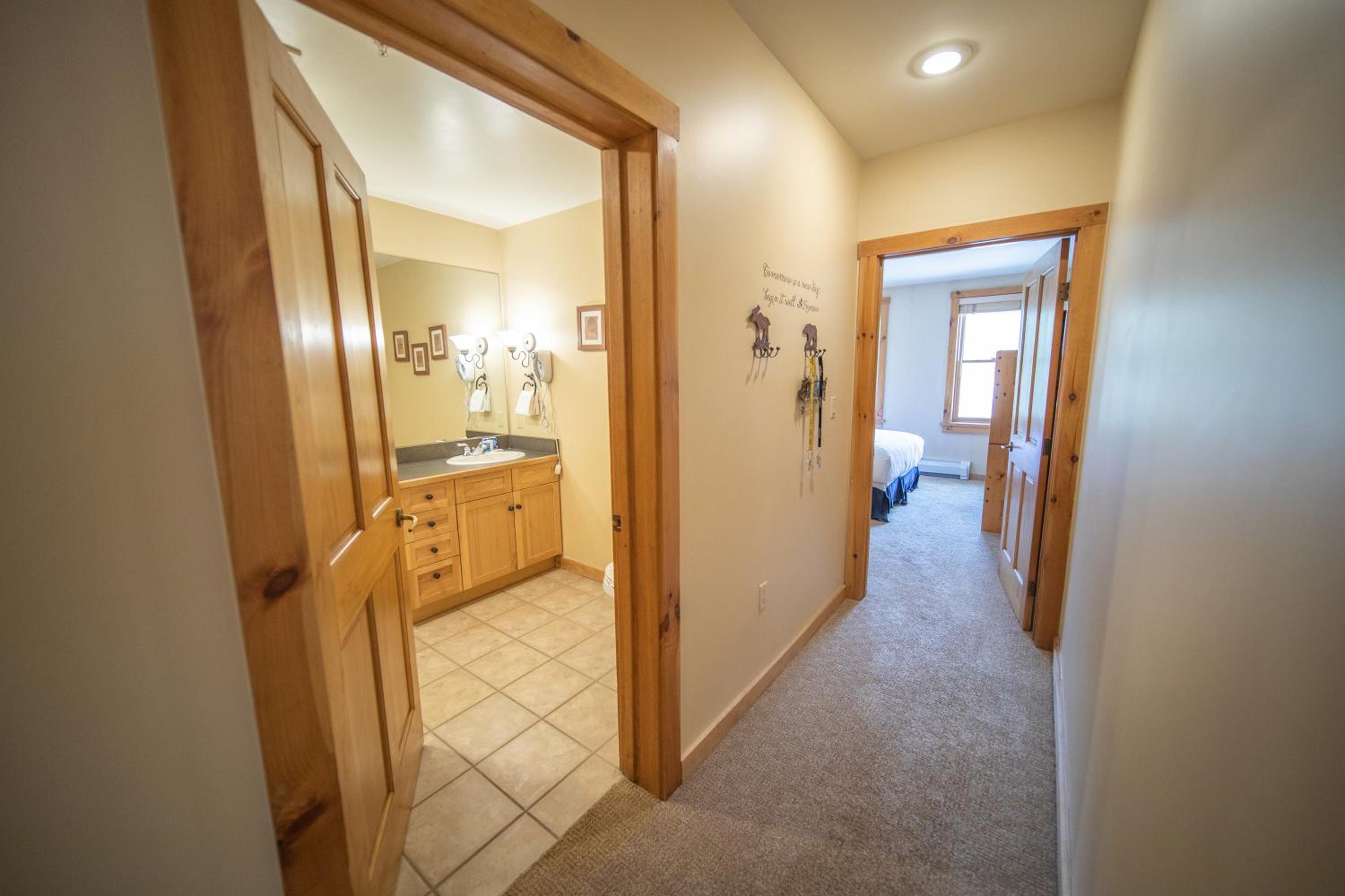 Buffalo Lodge 8327 by SummitCove Lodging
