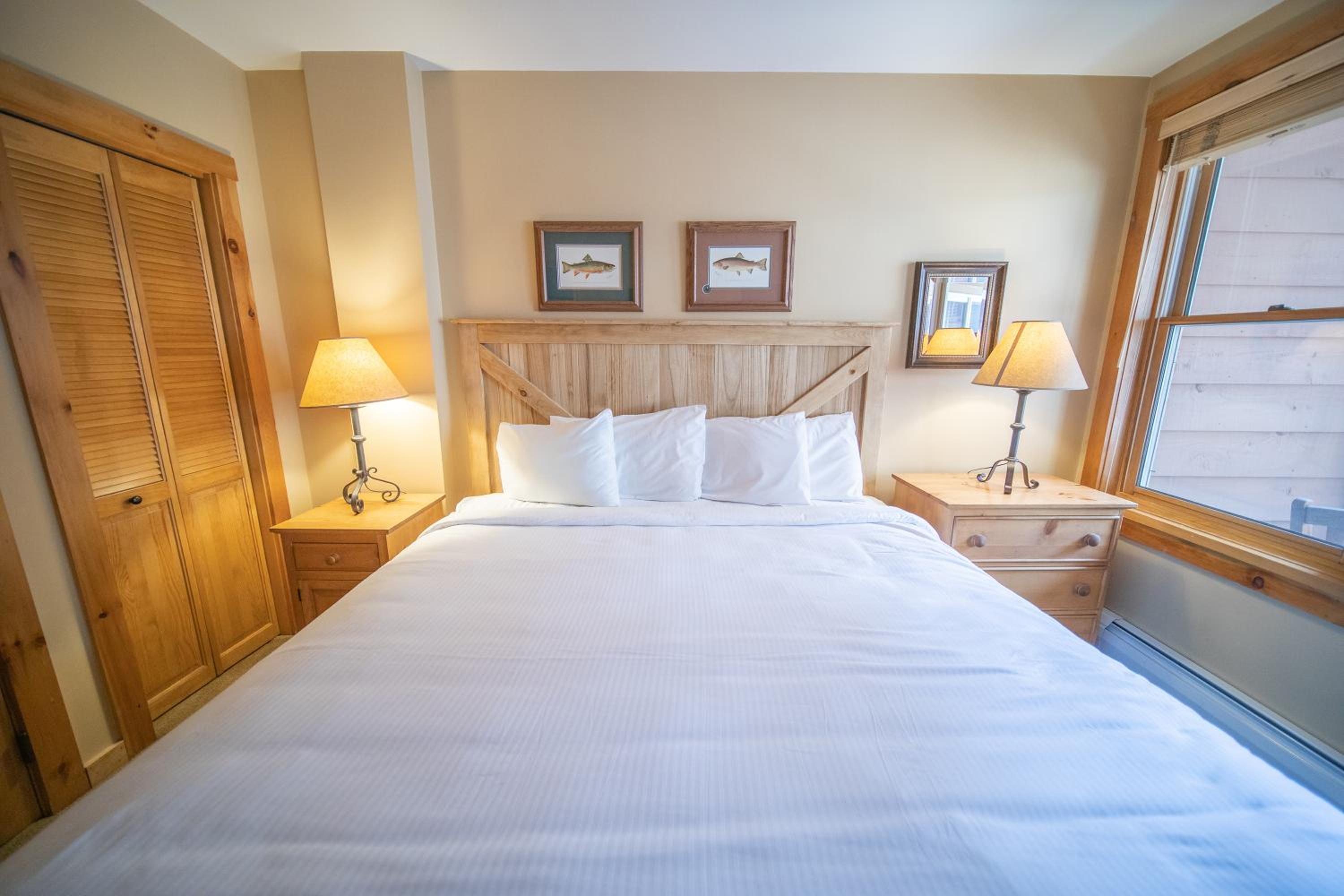 Buffalo Lodge 8320 by SummitCove Lodging