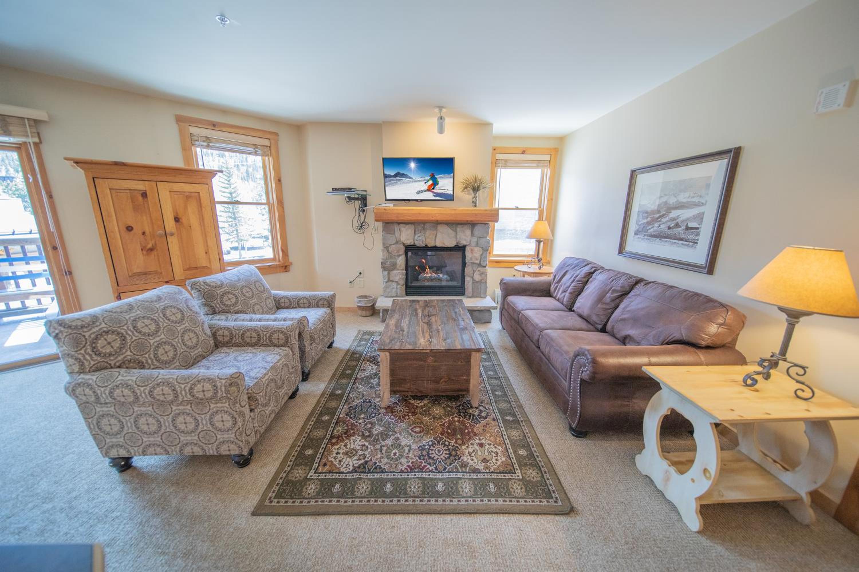 Buffalo Lodge 8327 by SummitCove Lodging