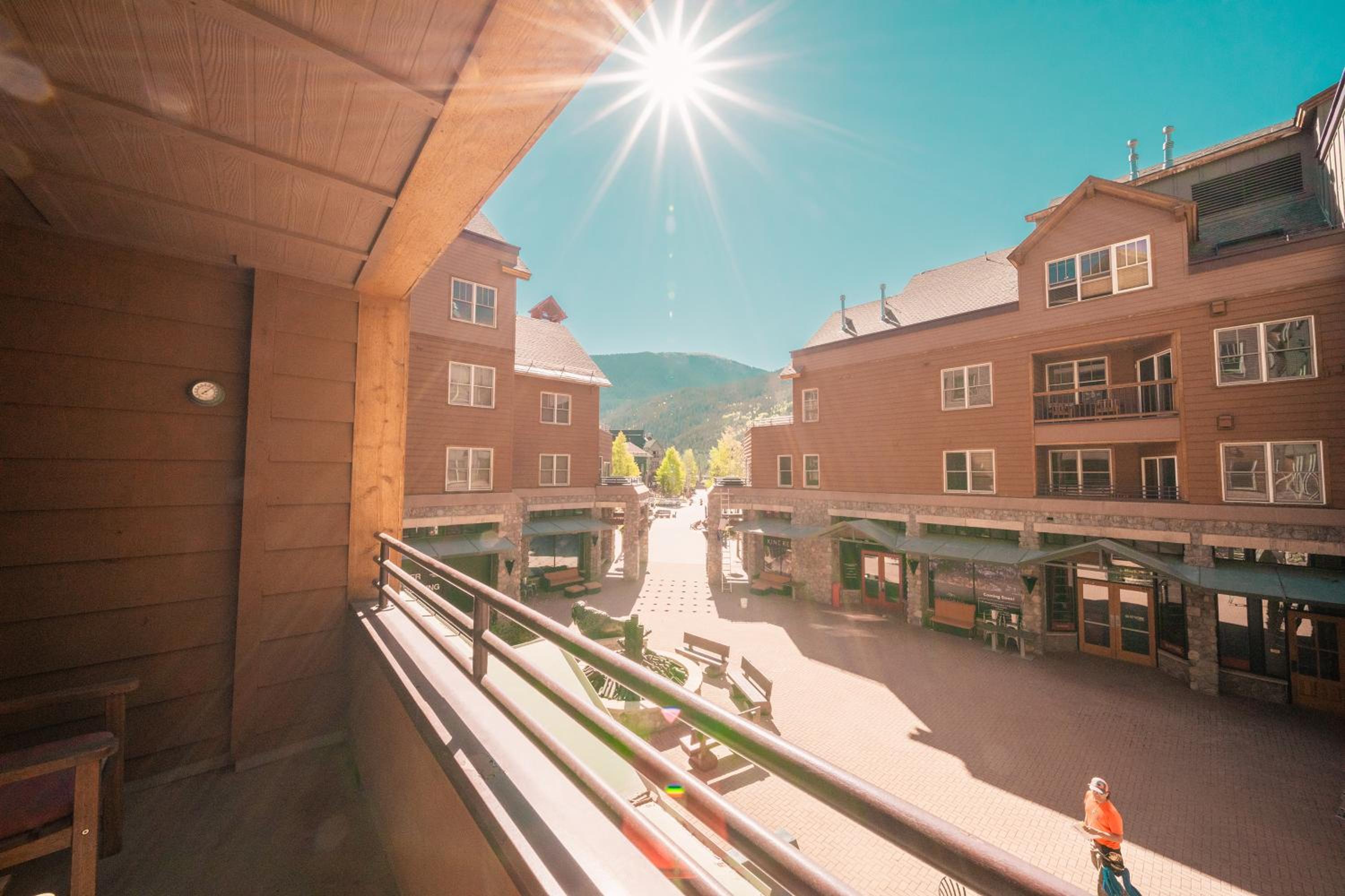 Buffalo Lodge 8320 by SummitCove Lodging