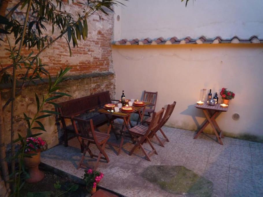 Charming Garden in Florence