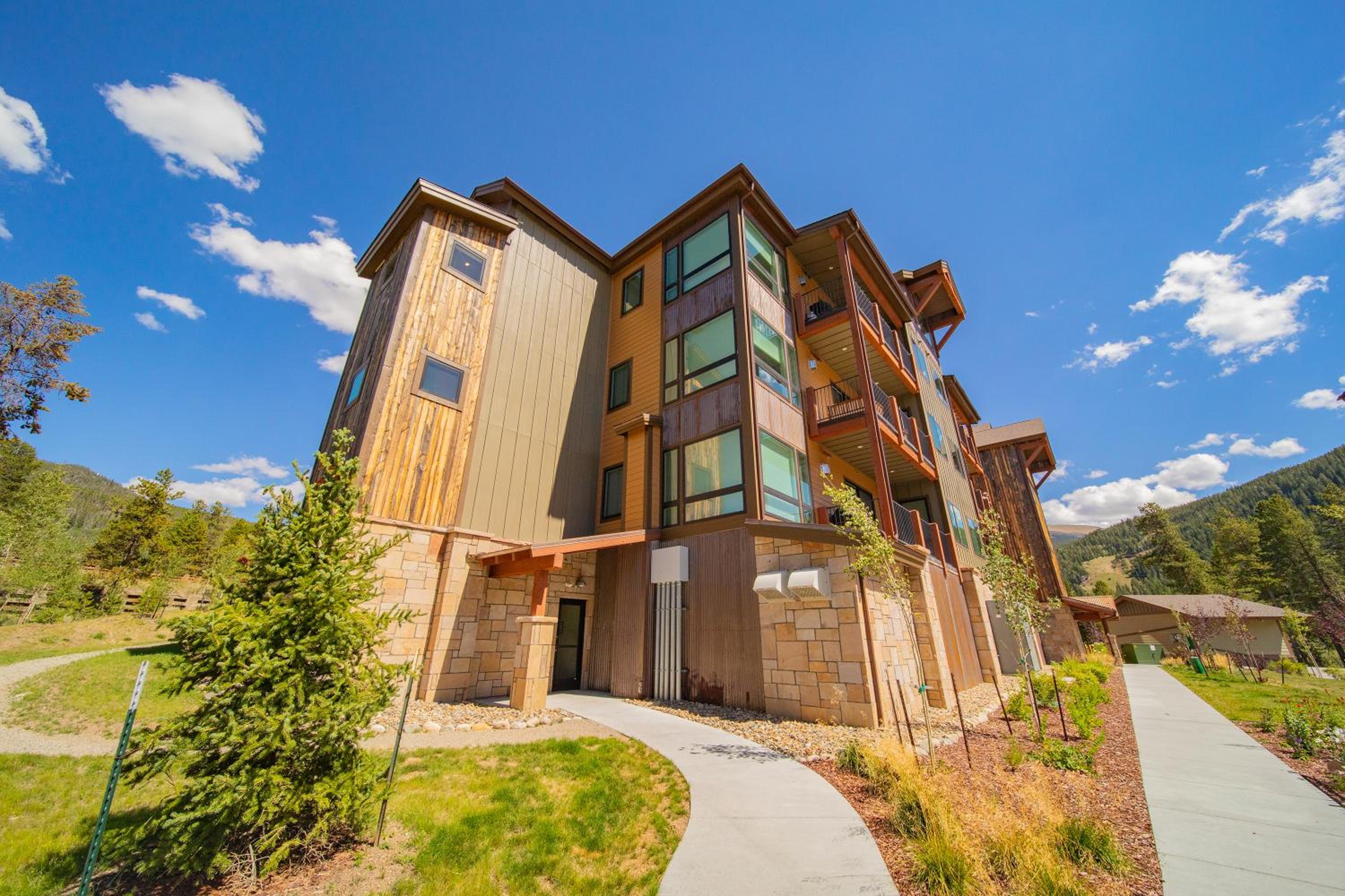 Clearwater Lofts Bldg 1 303 by SummitCove Lodging view 4