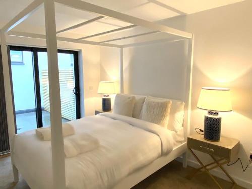 Ranmoor Serviced Apartments at Wilkinson Lane - The Sandford Suite view 3