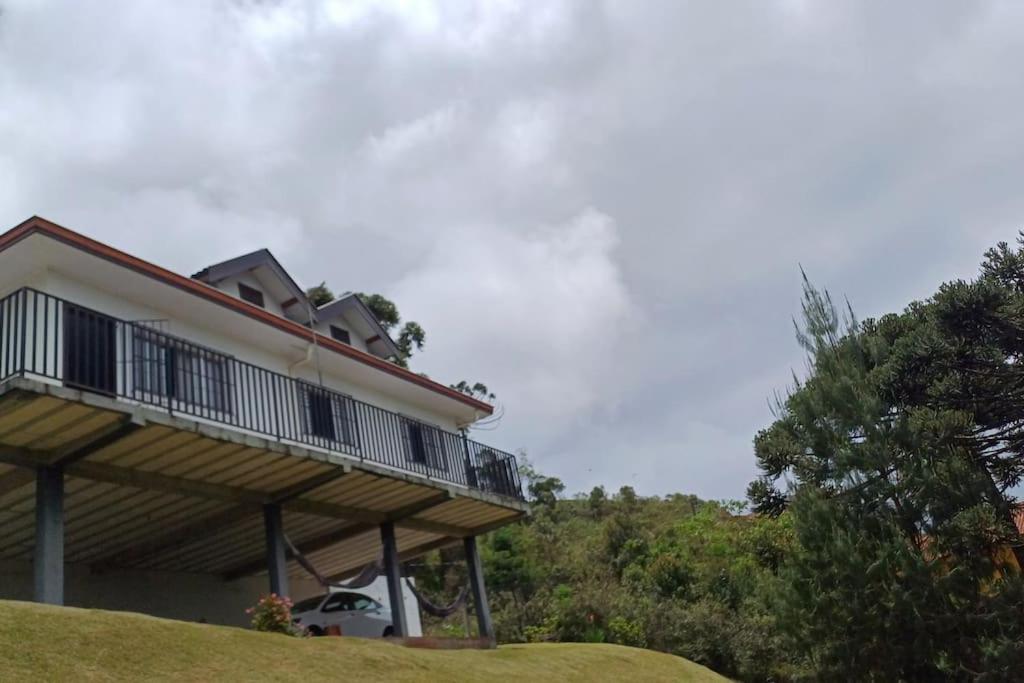 Linda Casa em Campos do Jordão