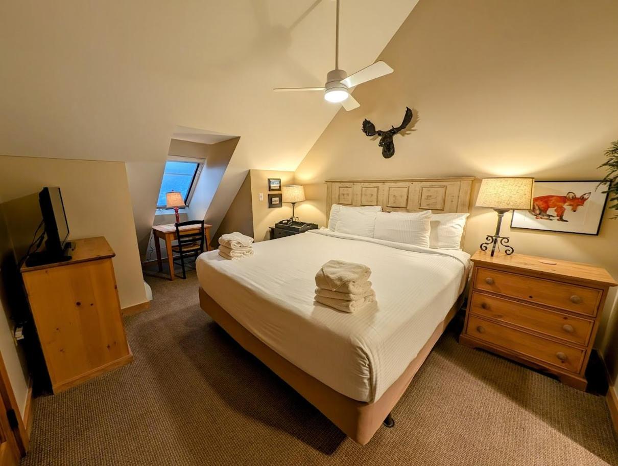 Buffalo Lodge 8411 by SummitCove Lodging