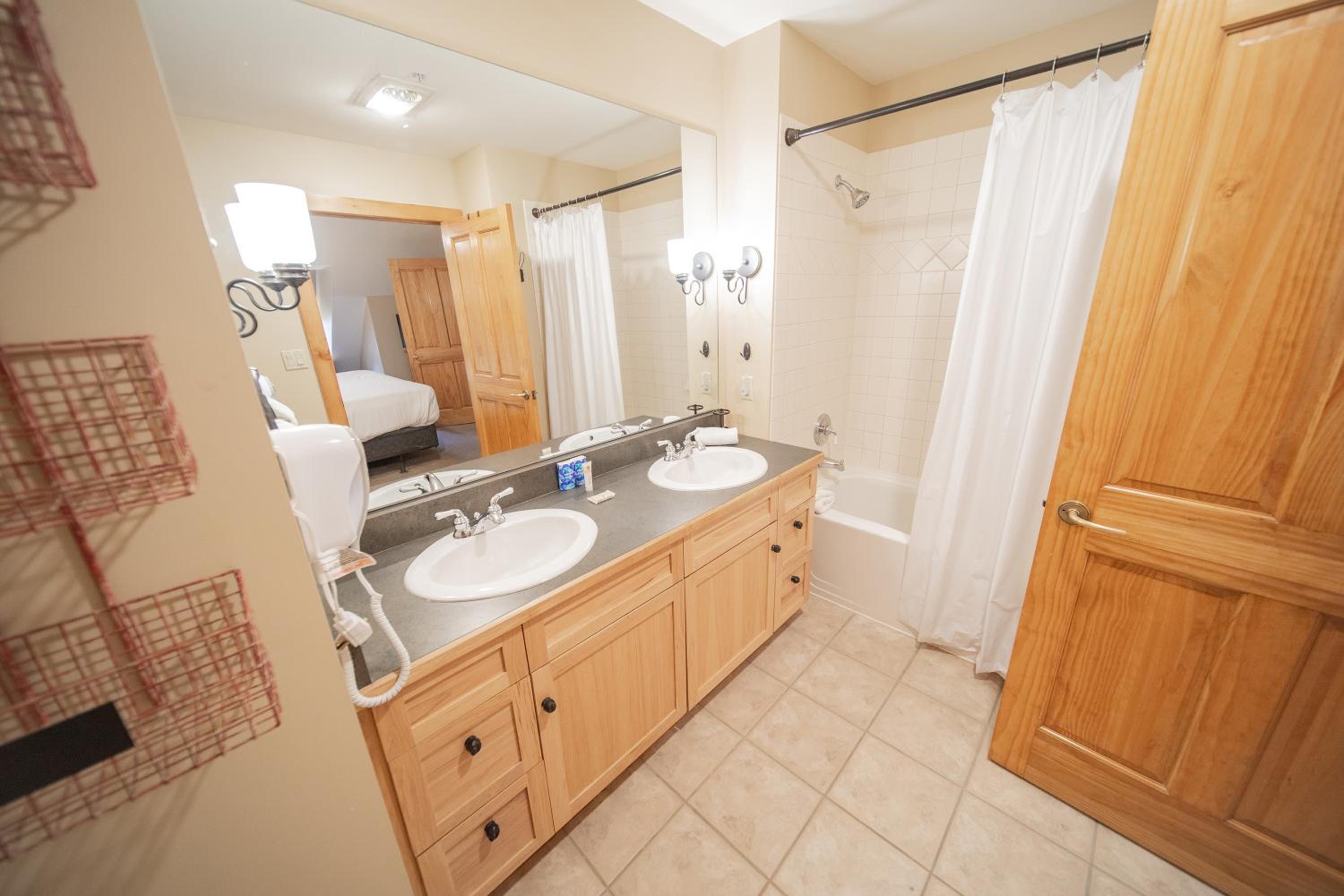 Buffalo Lodge 8411 by SummitCove Lodging