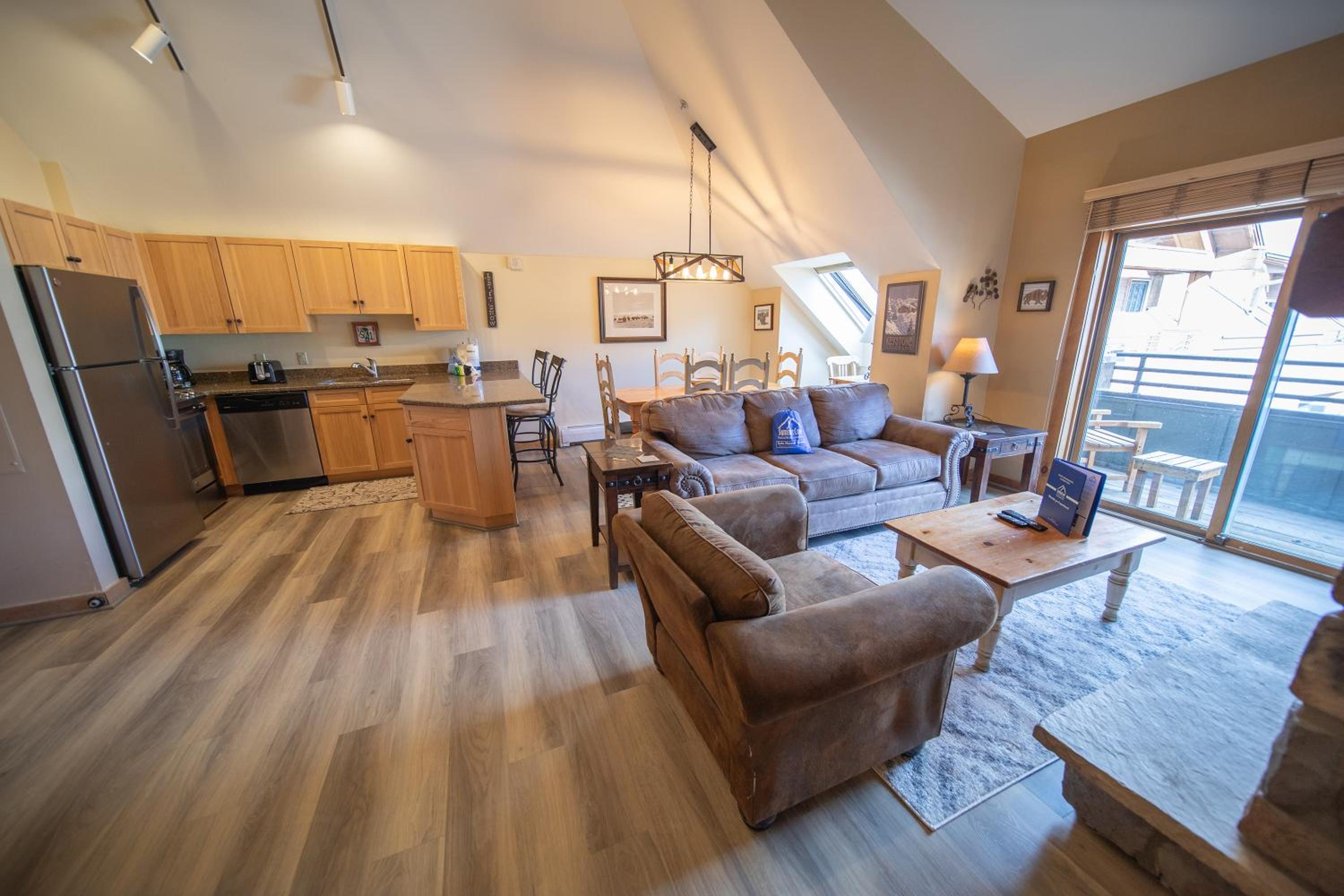 Buffalo Lodge 8419 by SummitCove Lodging