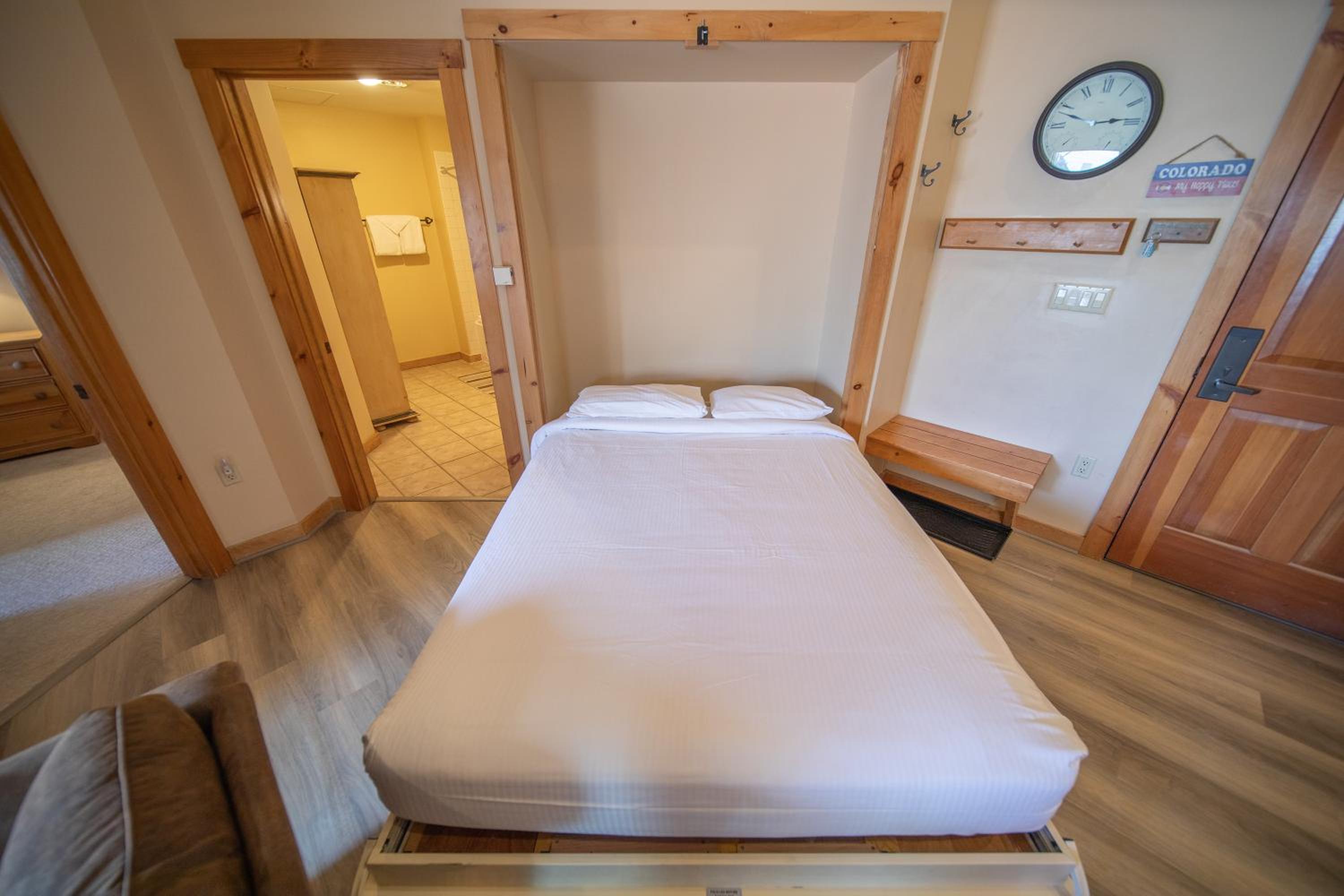 Buffalo Lodge 8419 by SummitCove Lodging