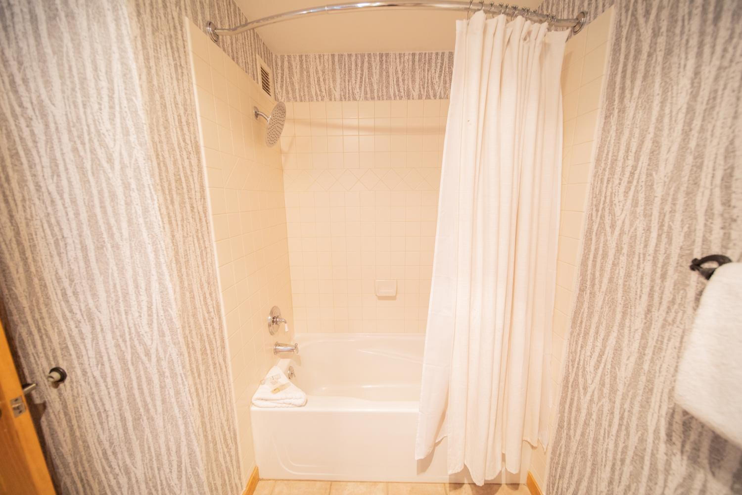 Dakota Lodge 8455 by SummitCove Lodging