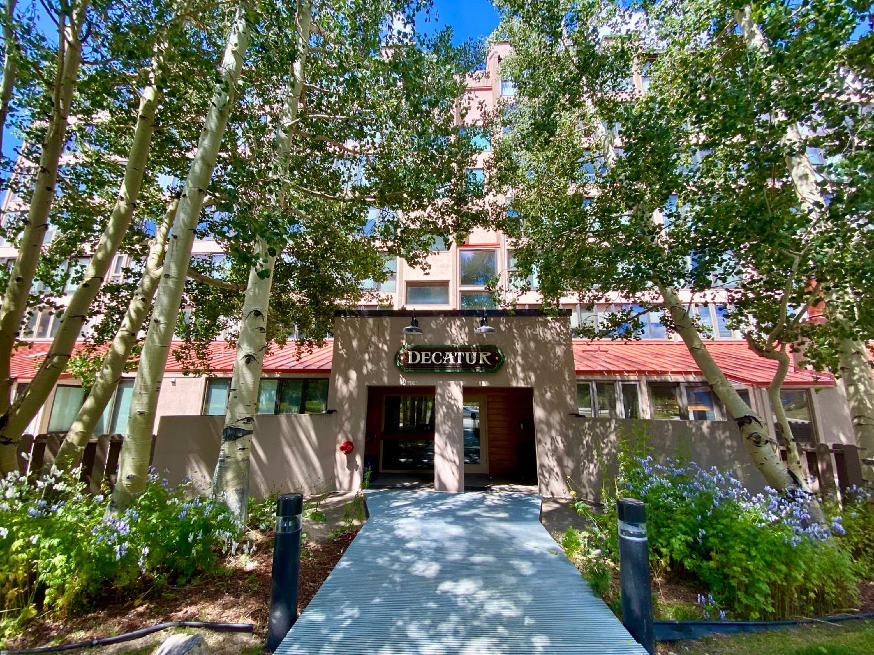 Decatur 1791 by SummitCove Lodging in Colorado