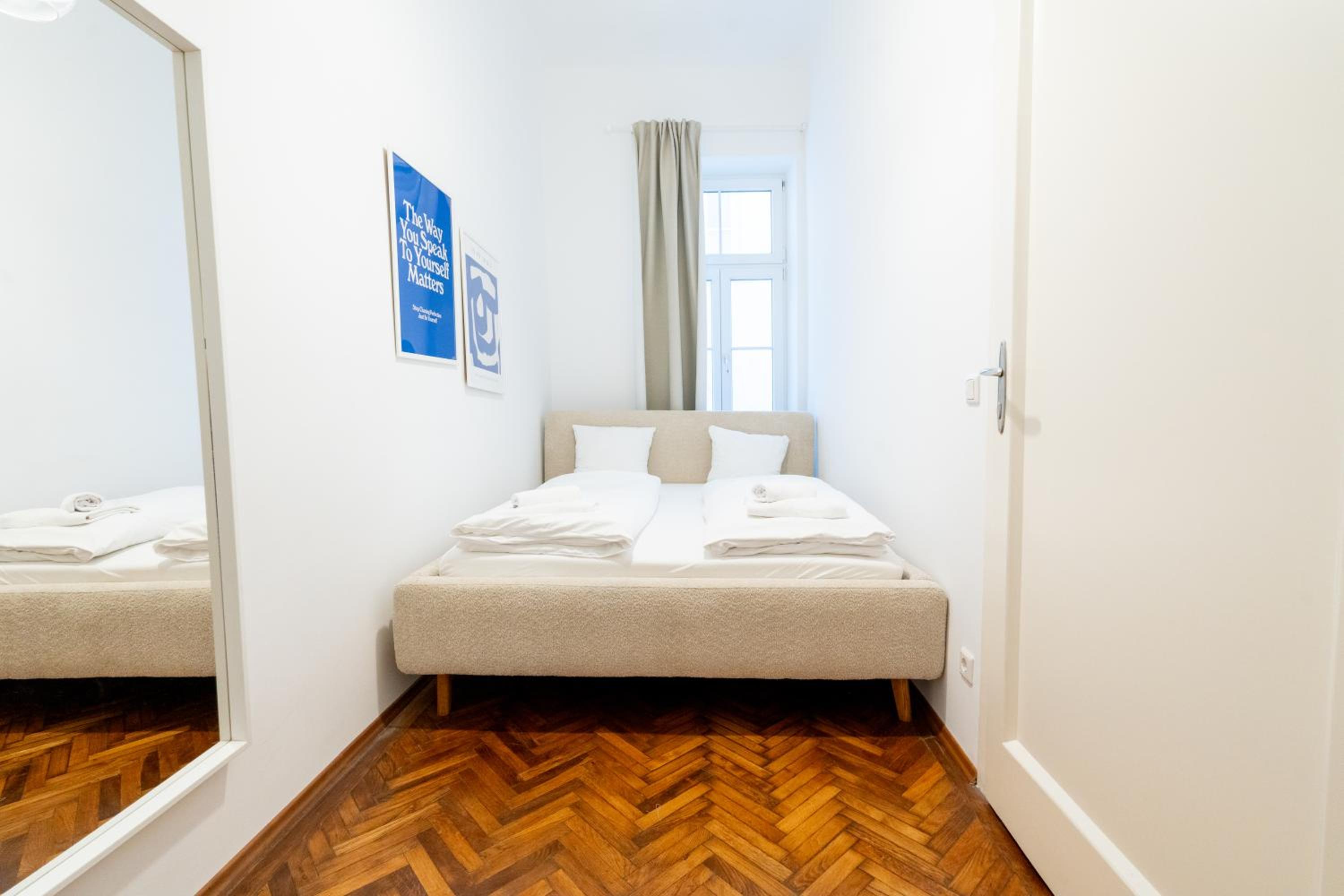 Franz-Josef City Apartment is Calling - by 4ty3 Apartments