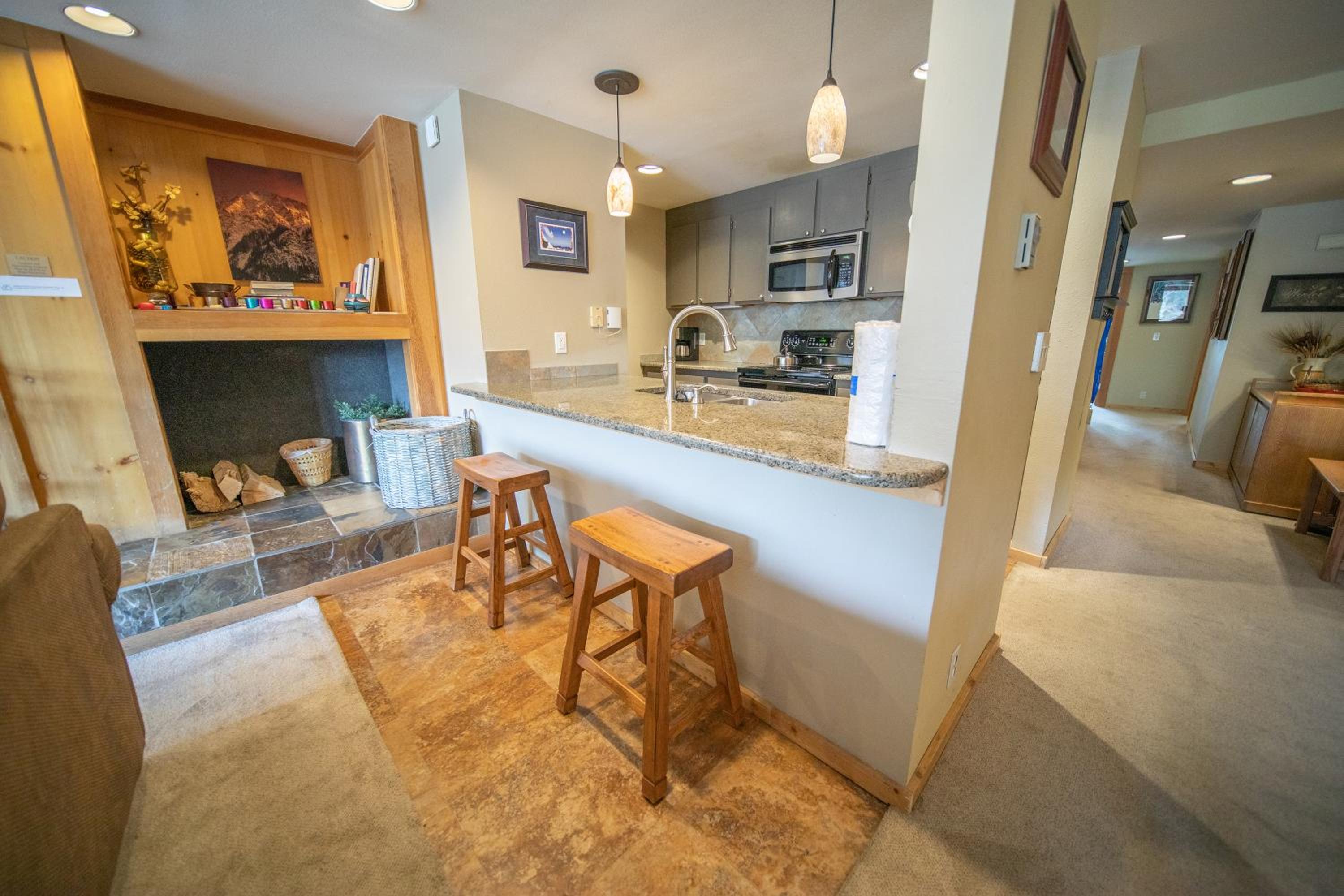 Decatur 1806 by SummitCove Lodging