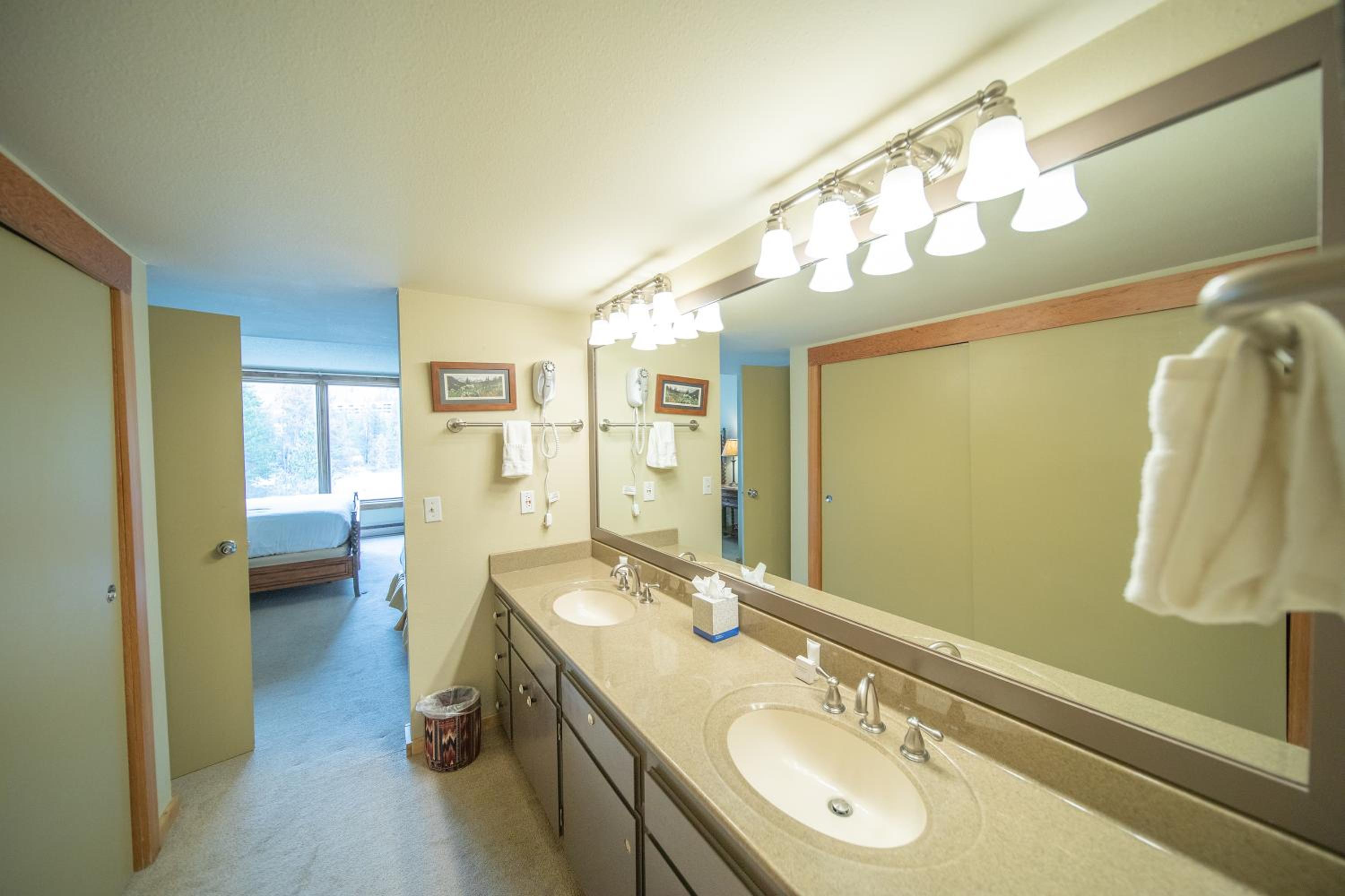 Decatur 1806 by SummitCove Lodging