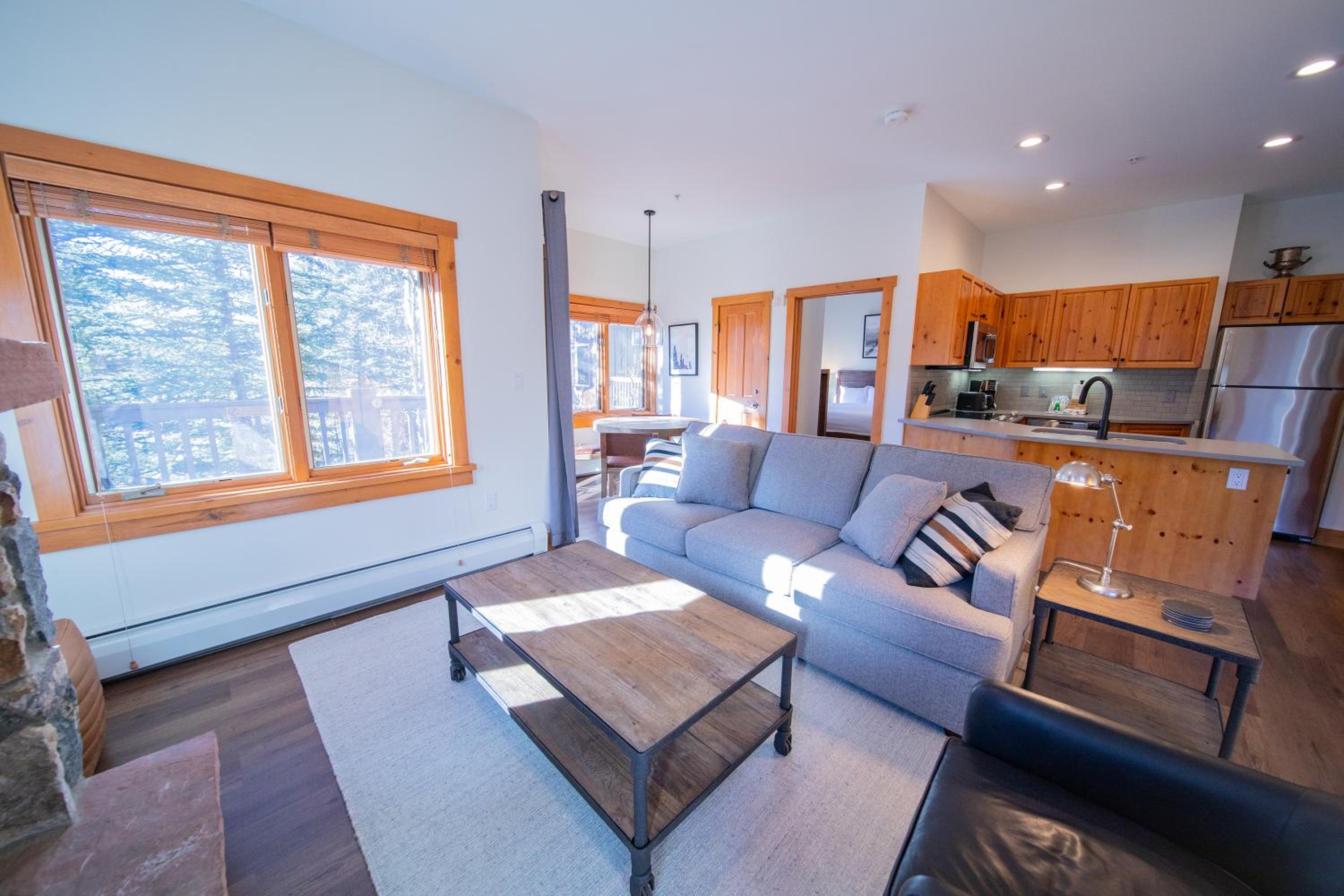 Expedition Station 8561 by SummitCove Lodging