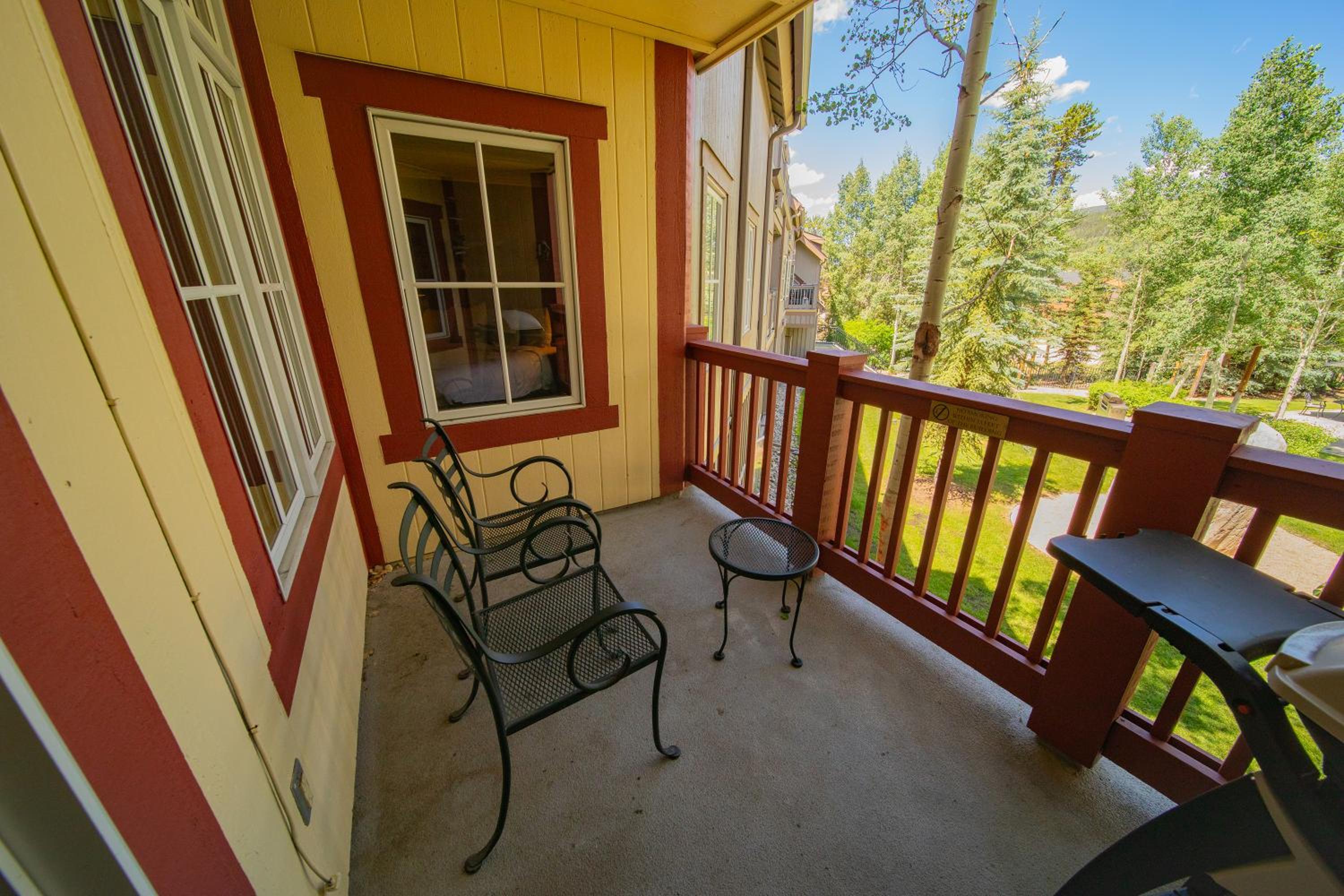 Expedition Station 8590 by SummitCove Lodging