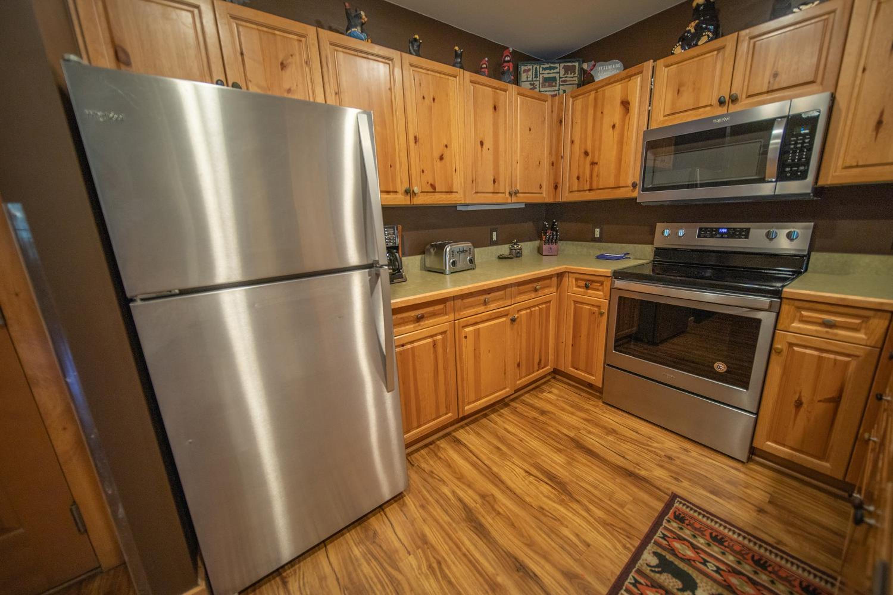 Expedition Station 8590 by SummitCove Lodging