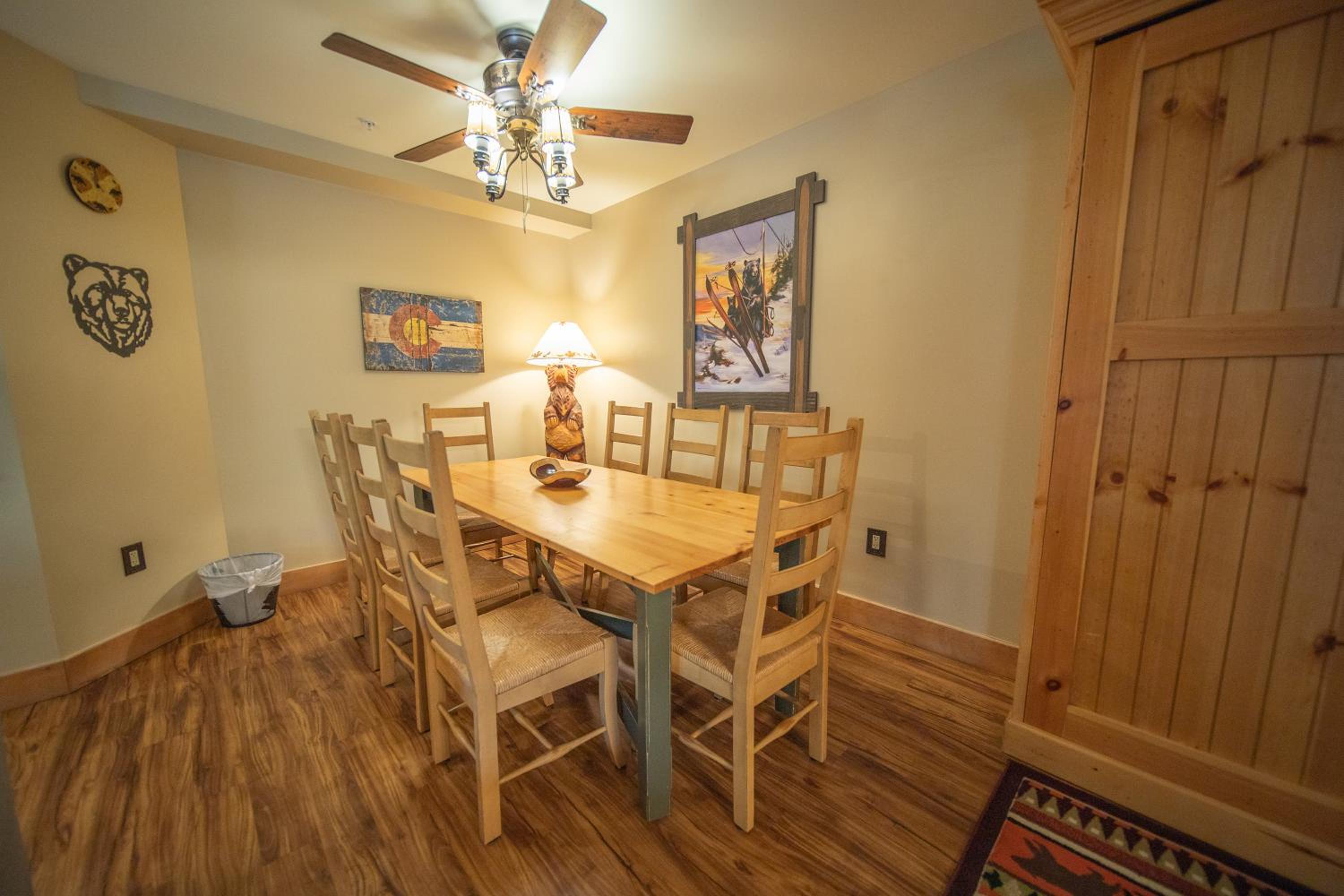 Expedition Station 8590 by SummitCove Lodging