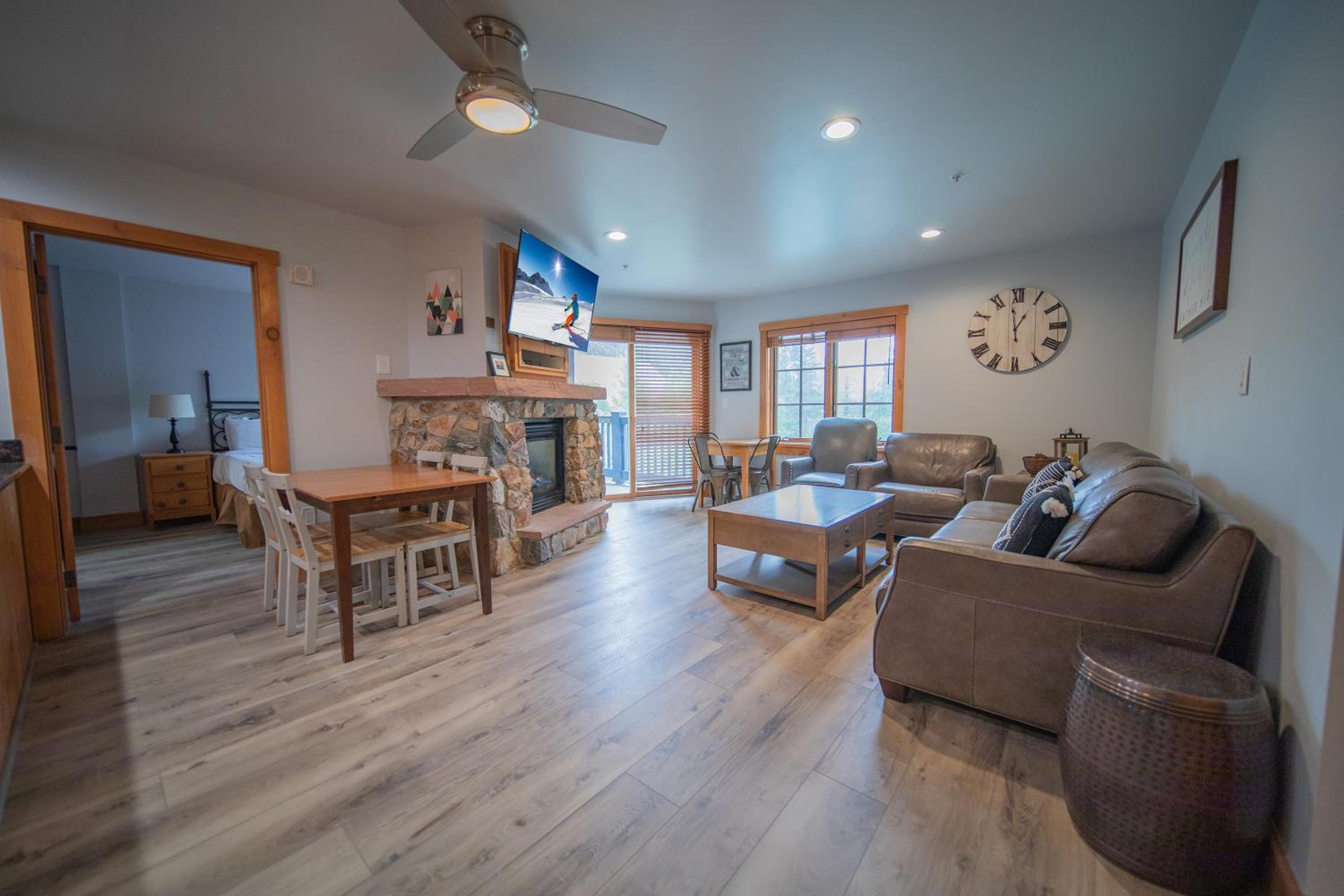 Expedition Station 8614 by SummitCove Lodging