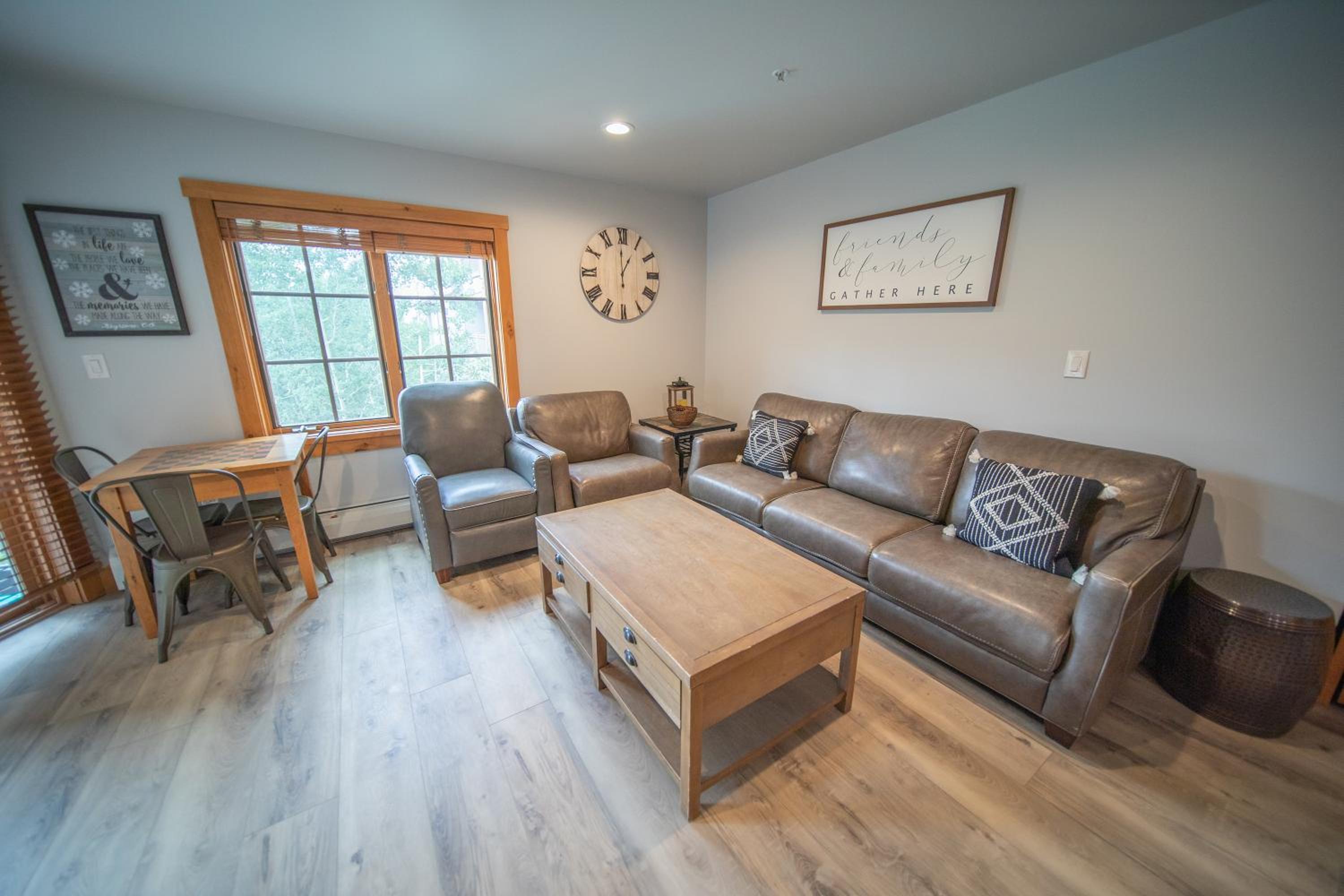 Expedition Station 8614 by SummitCove Lodging