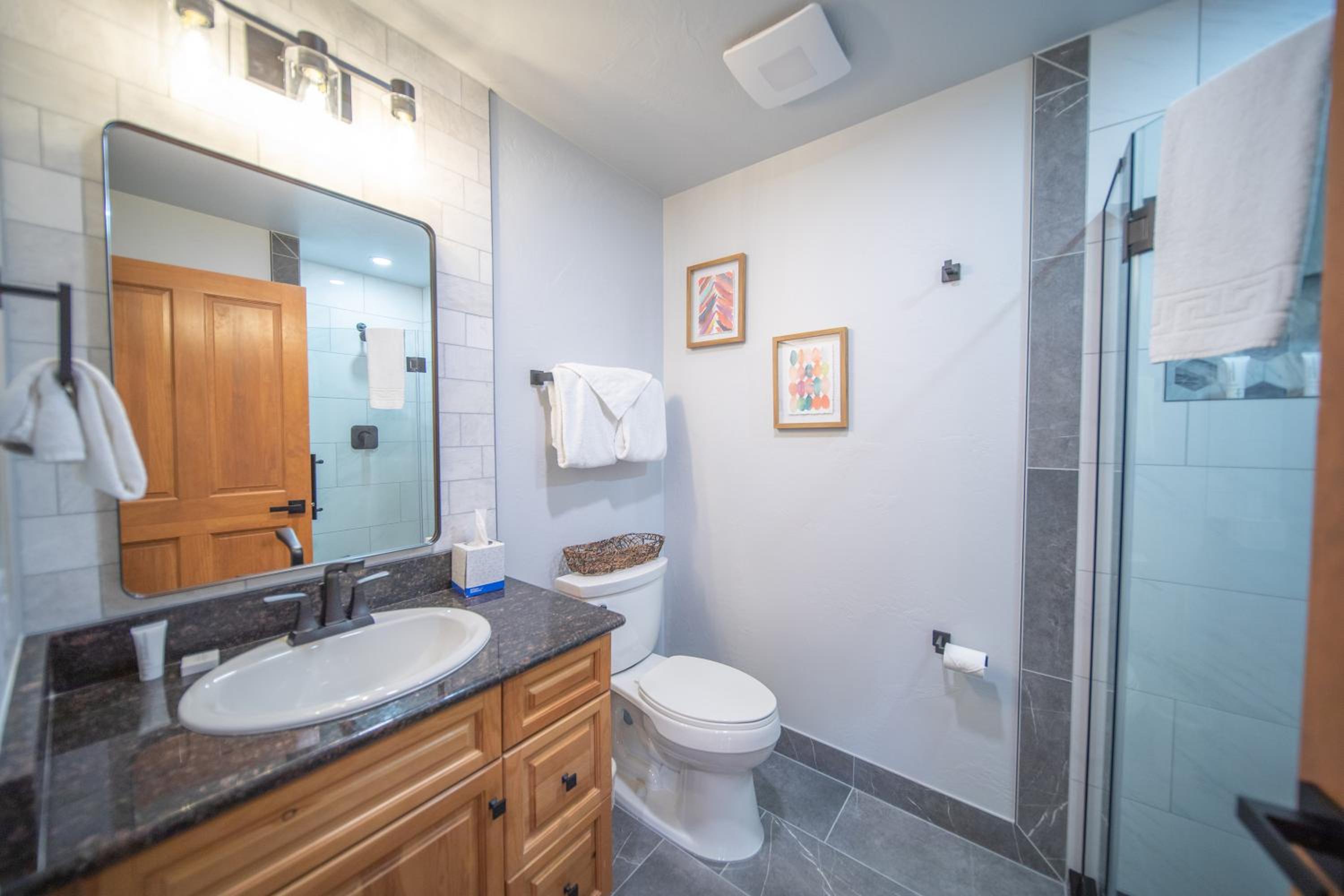 Expedition Station 8614 by SummitCove Lodging