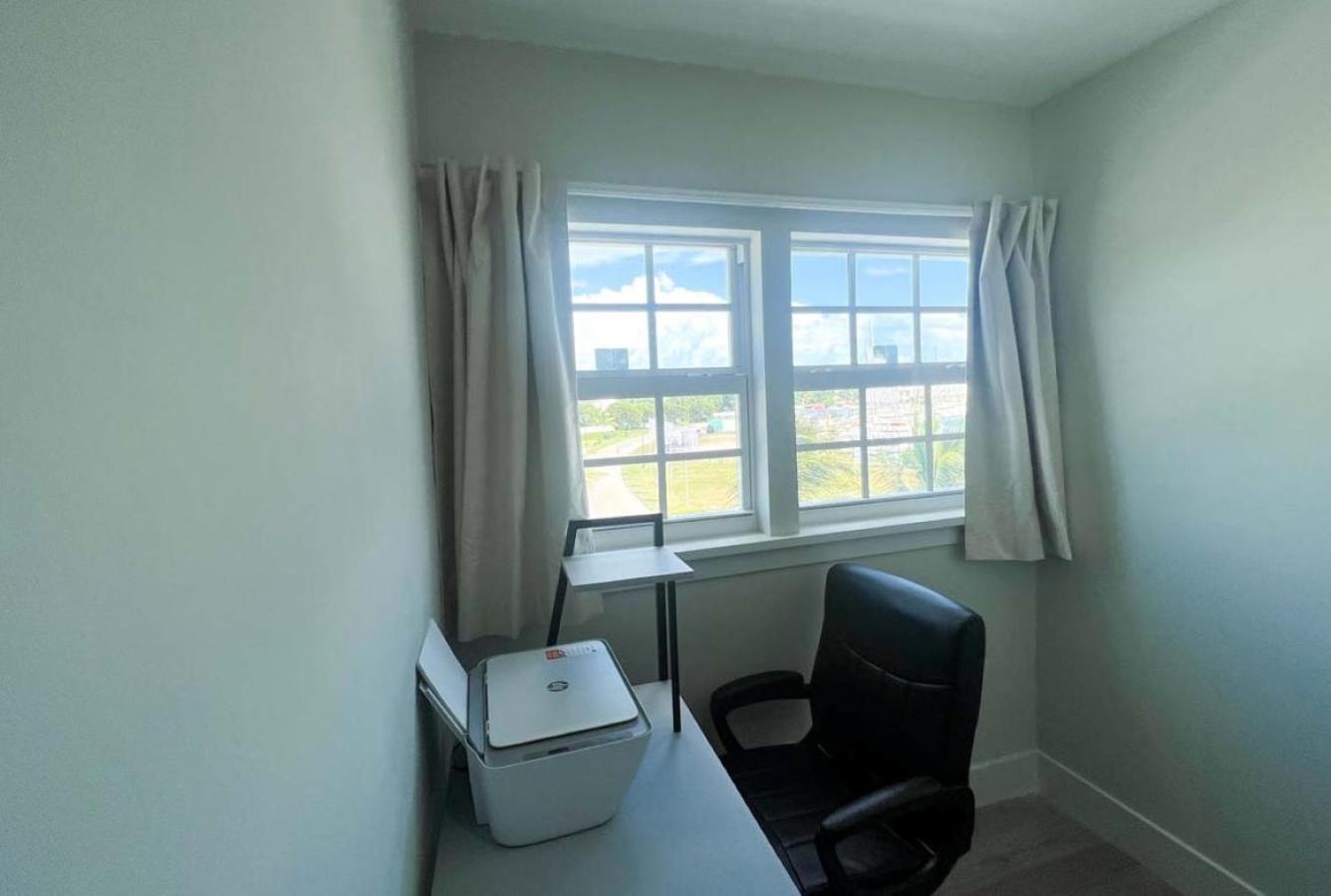 4-bedroom house in delightful Palm Cay