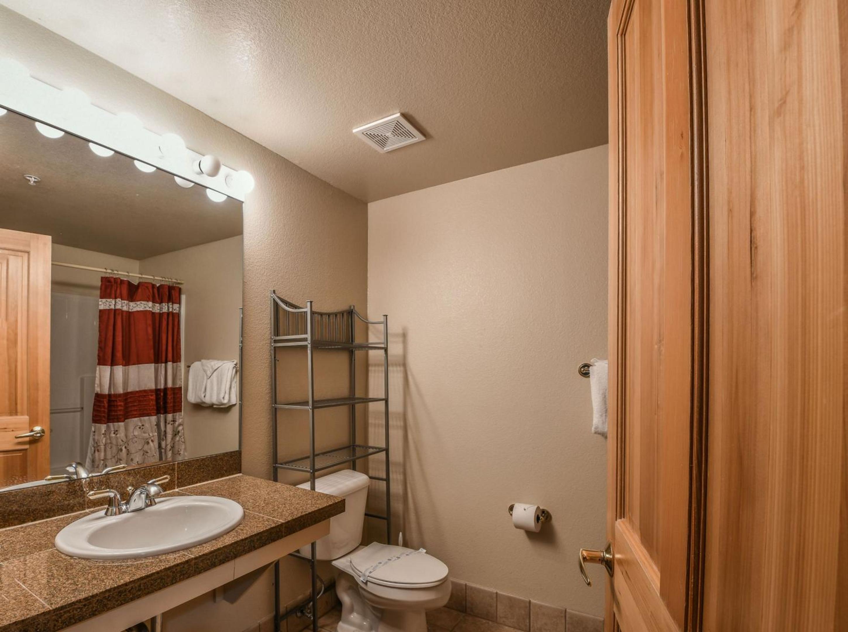 Gateway Lodge 5025 by SummitCove Lodging