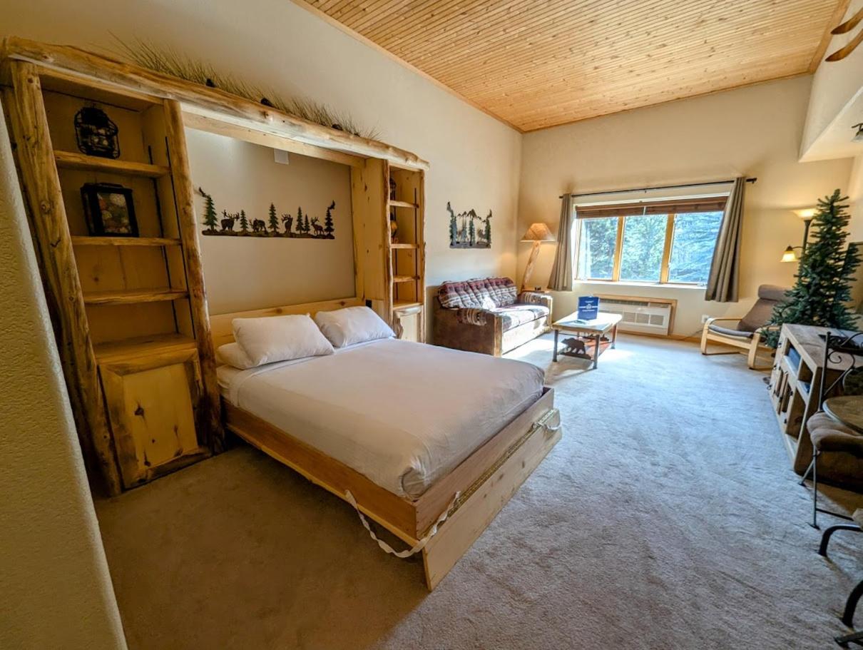 Gateway Lodge 5062 by SummitCove Lodging in Colorado