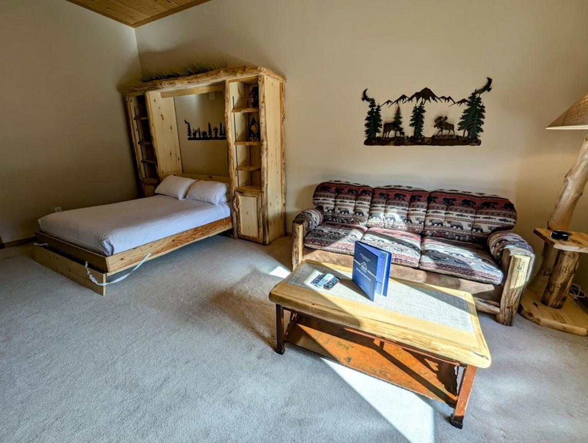 Gateway Lodge 5062 by SummitCove Lodging in Colorado