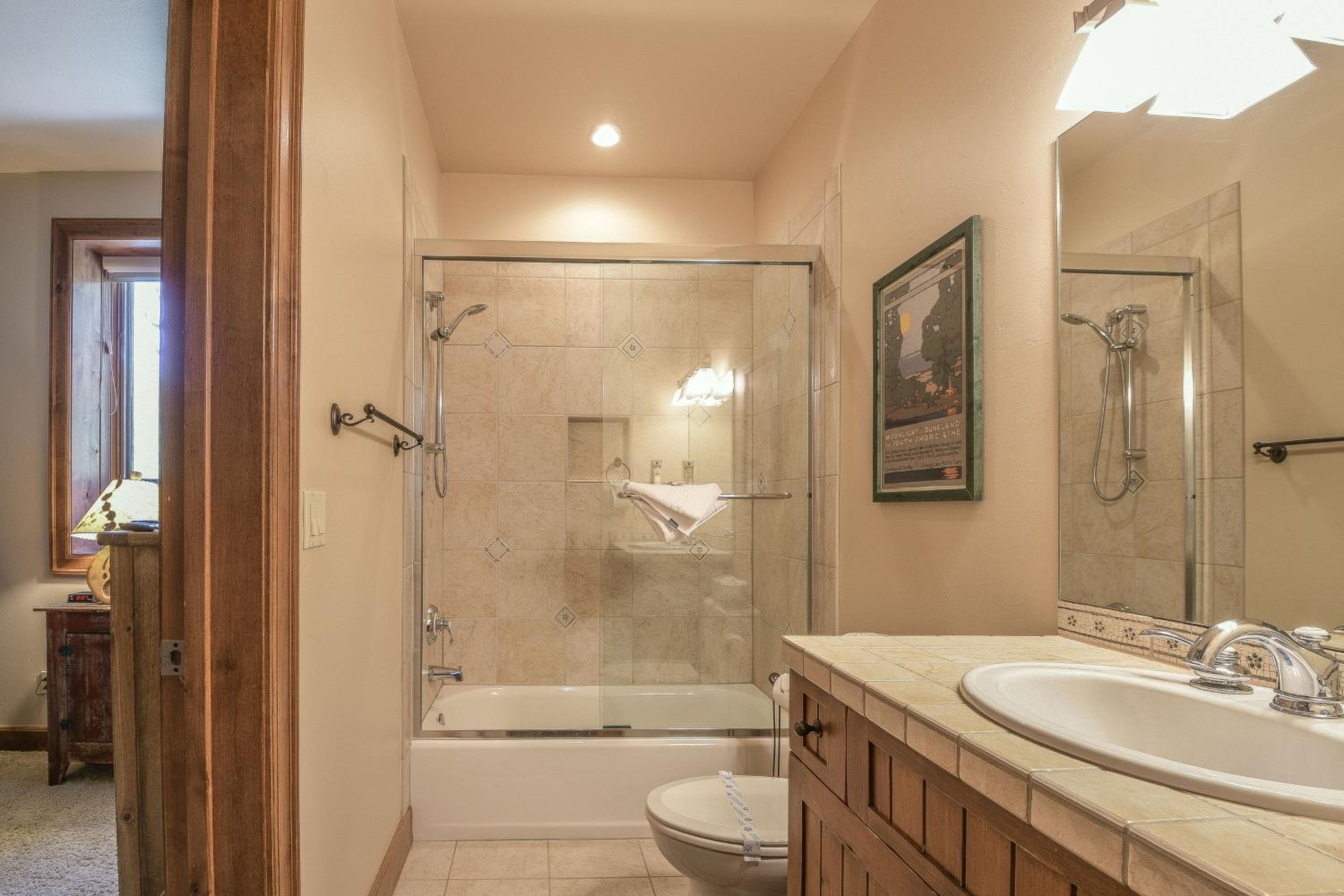 Goldenrod Home 7 by SummitCove Lodging
