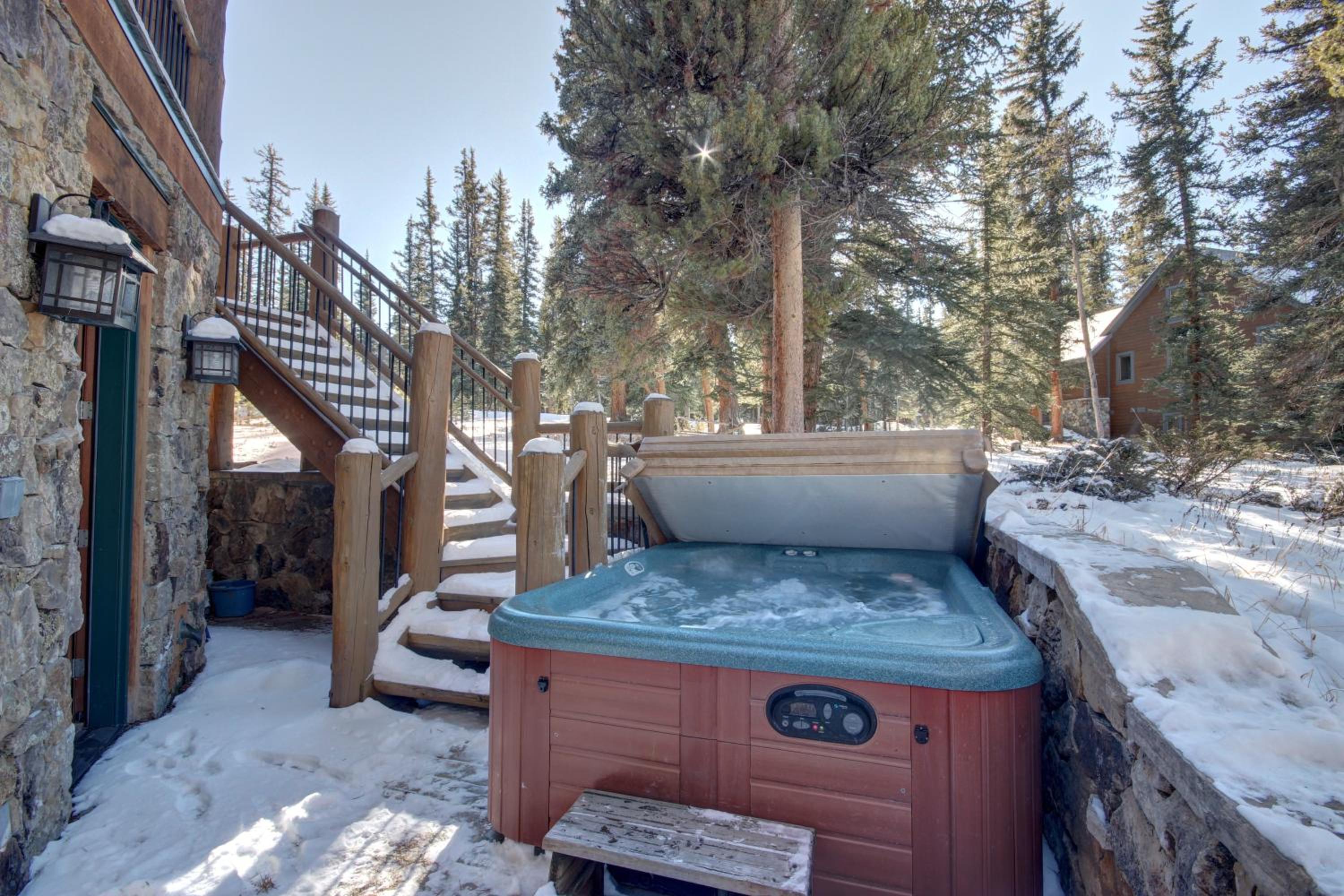 Goldenrod Home 7 by SummitCove Lodging