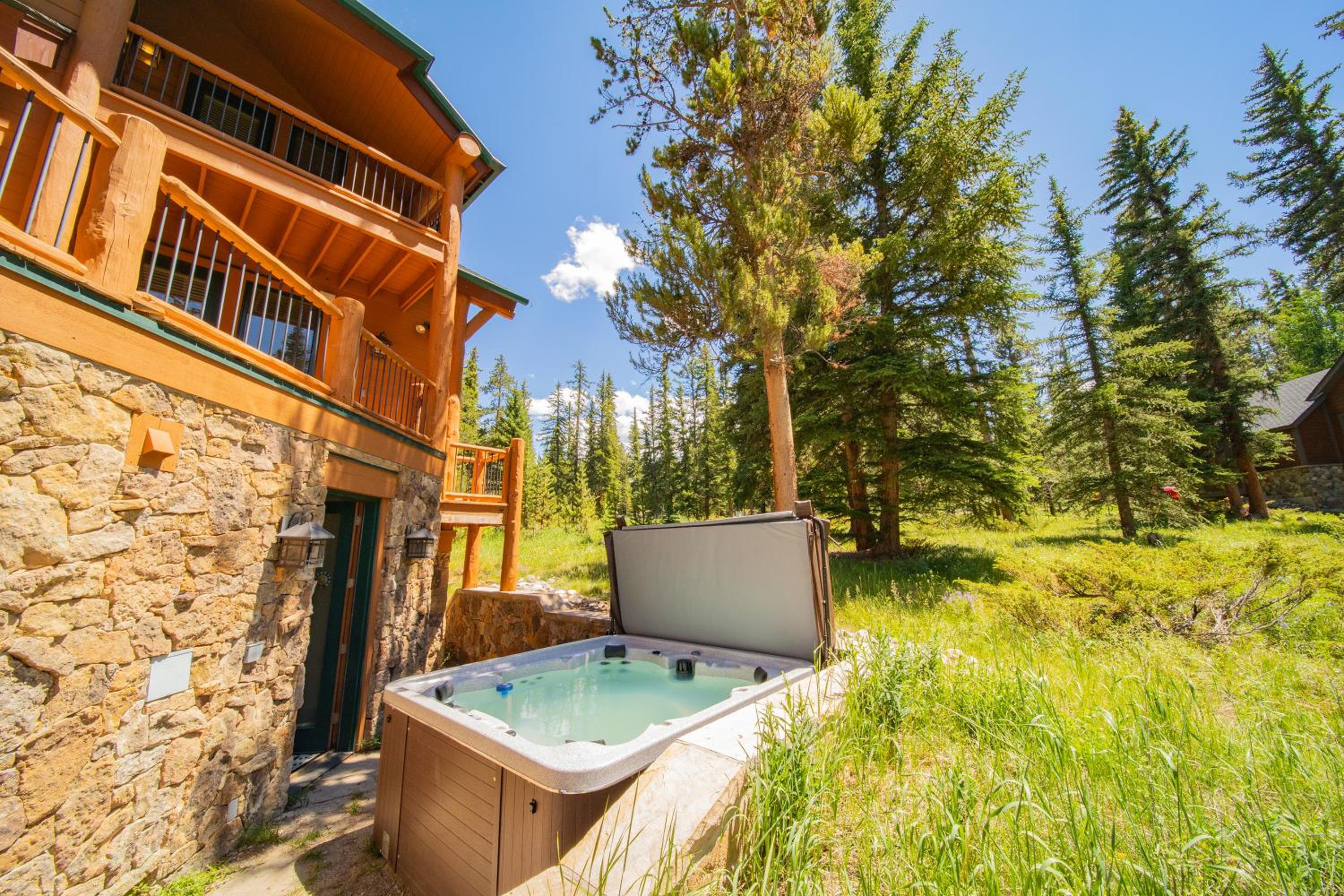 Goldenrod Home 7 by SummitCove Lodging