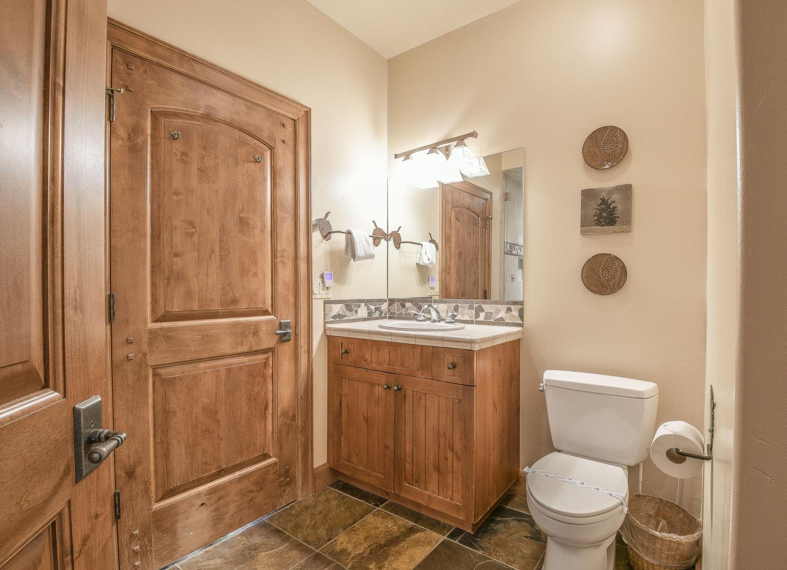 Goldenrod Home 7 by SummitCove Lodging