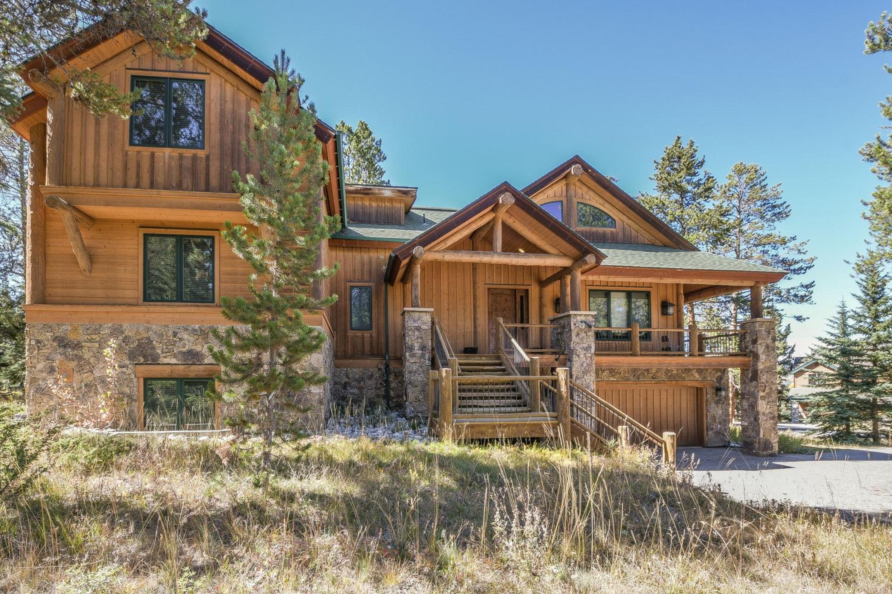 Goldenrod Home 7 by SummitCove Lodging